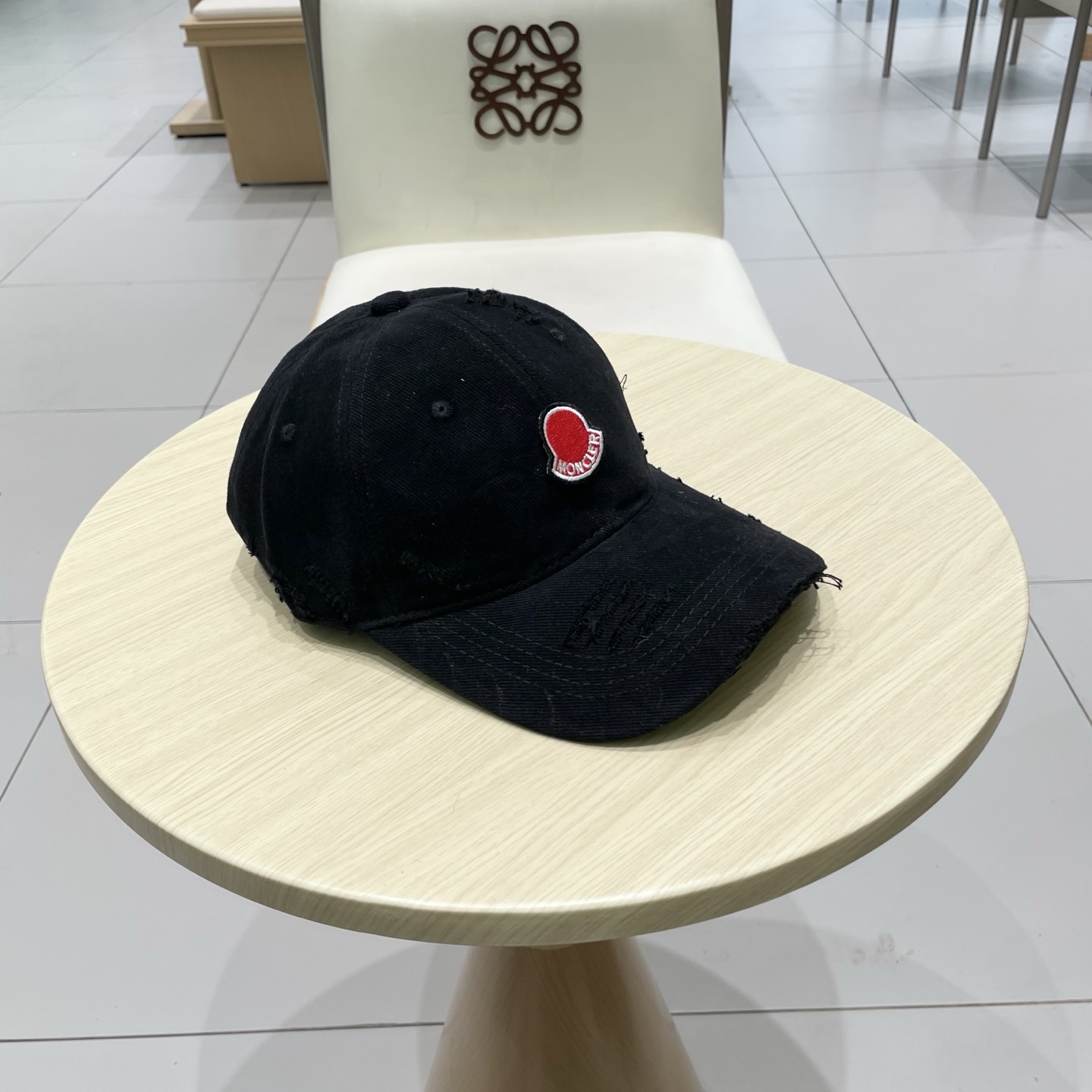  蒙口MONCLER新款秋款棒球帽，时尚炸街单品，风格很OK，网红.时尚博主的最爱！高品质舒适透气，凹造