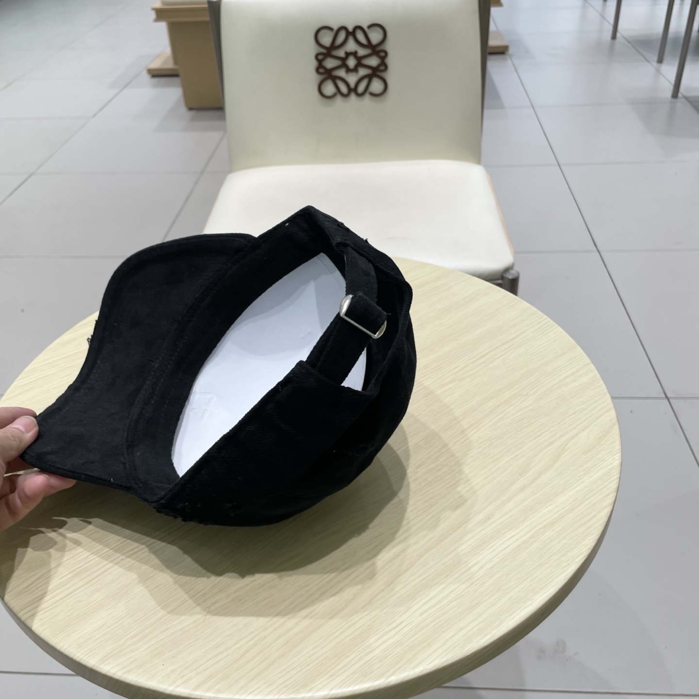  蒙口MONCLER新款秋款棒球帽，时尚炸街单品，风格很OK，网红.时尚博主的最爱！高品质舒适透气，凹造