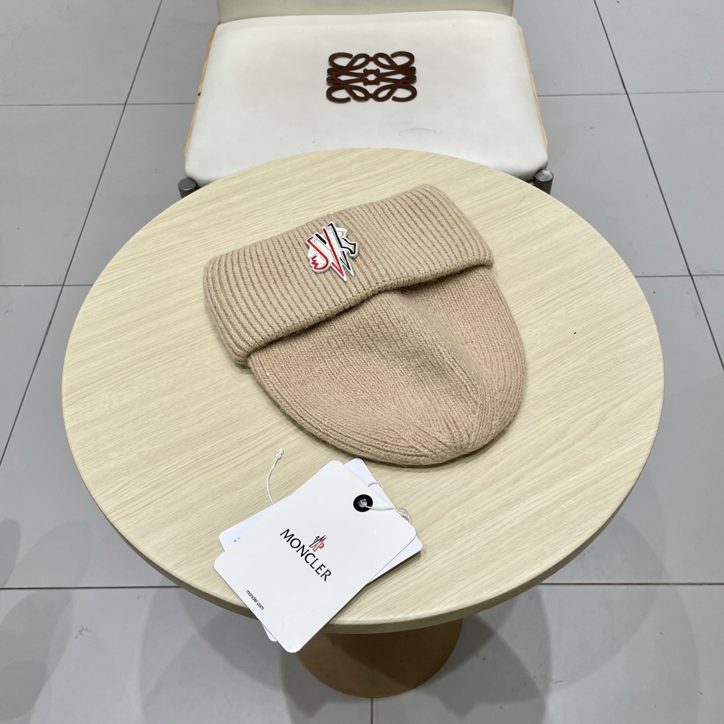  蒙口Moncler盟可睐💥官网经典针织帽，原单复刻.非常柔软亲肤，弹性很好💓有质感又非常百搭的款式~保