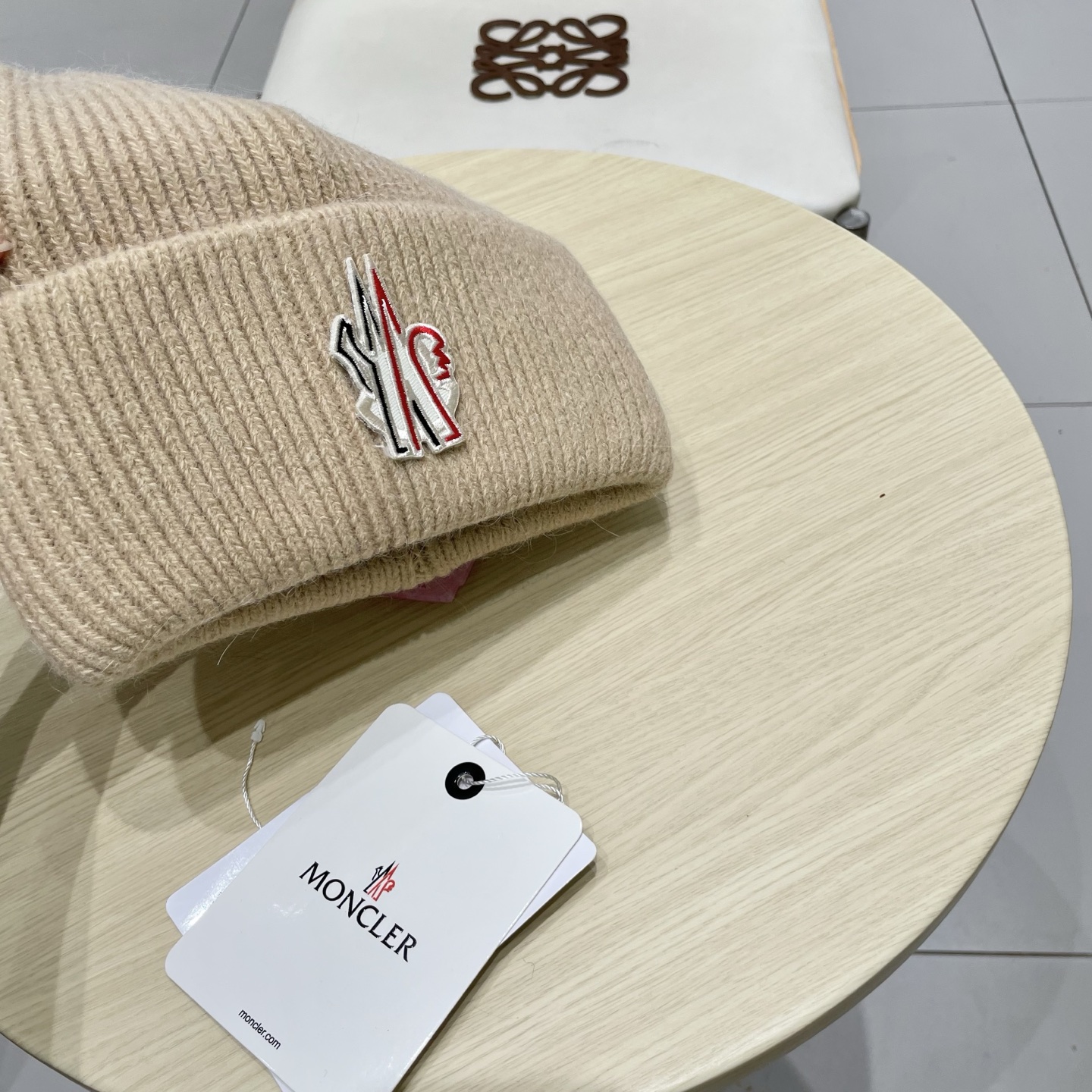  蒙口Moncler盟可睐💥官网经典针织帽，原单复刻.非常柔软亲肤，弹性很好💓有质感又非常百搭的款式~保