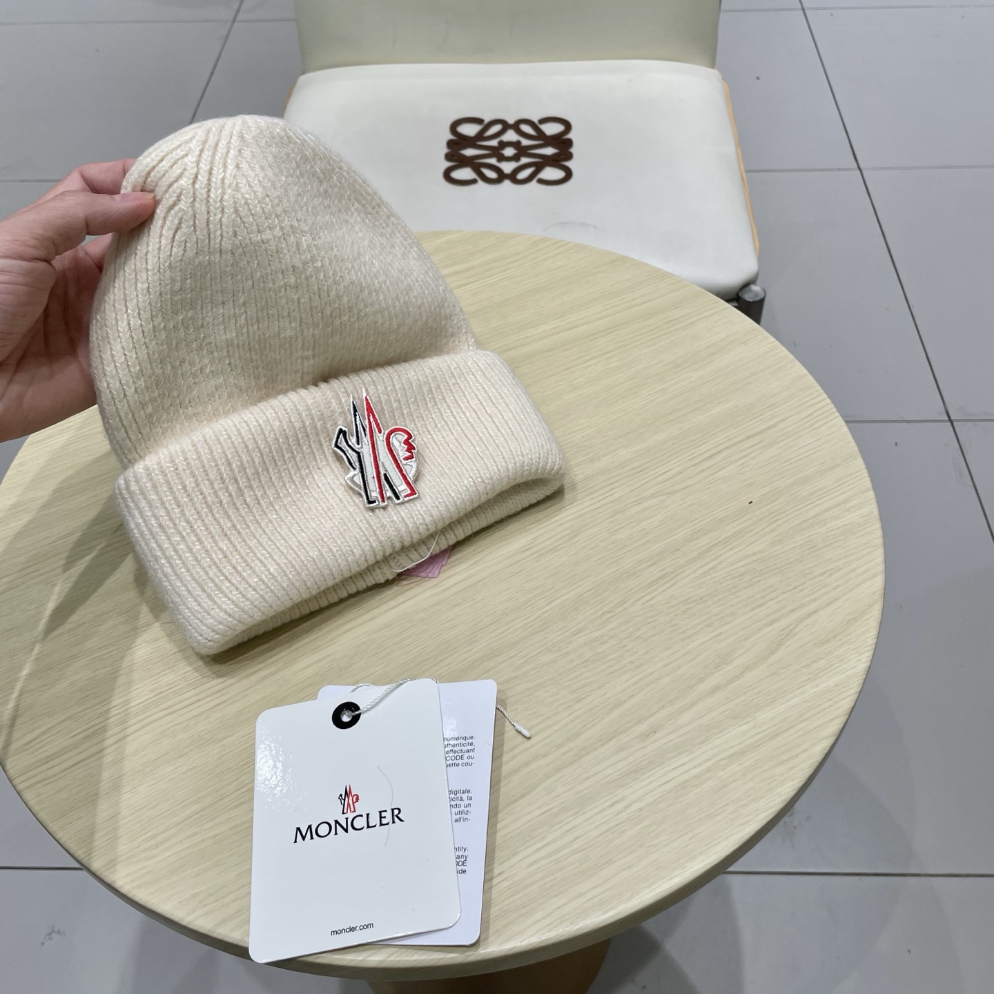  蒙口Moncler盟可睐💥官网经典针织帽，原单复刻.非常柔软亲肤，弹性很好💓有质感又非常百搭的款式~保