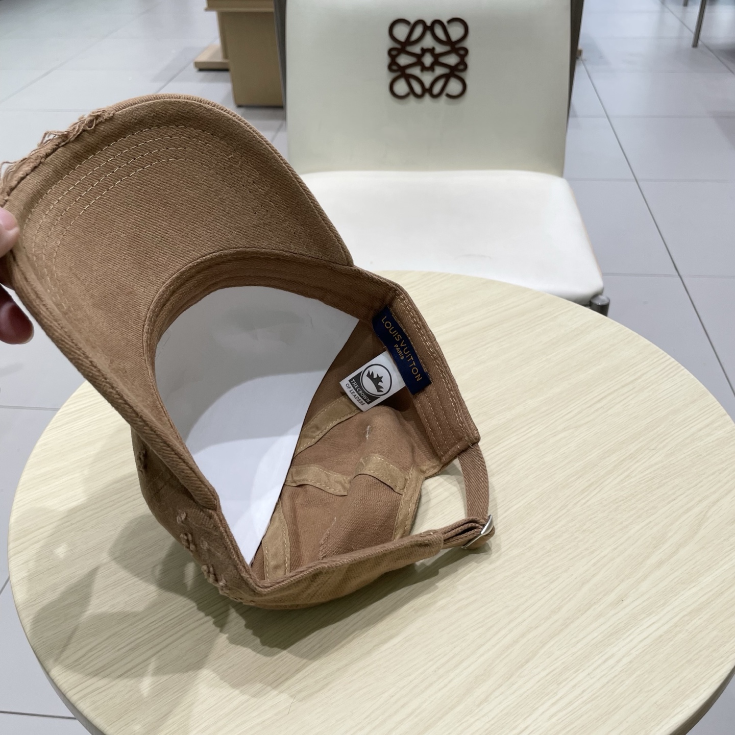  路易威登棒球帽LouisVuitton👒😍秋款新款LV棒球帽，重工打造♥高端大气