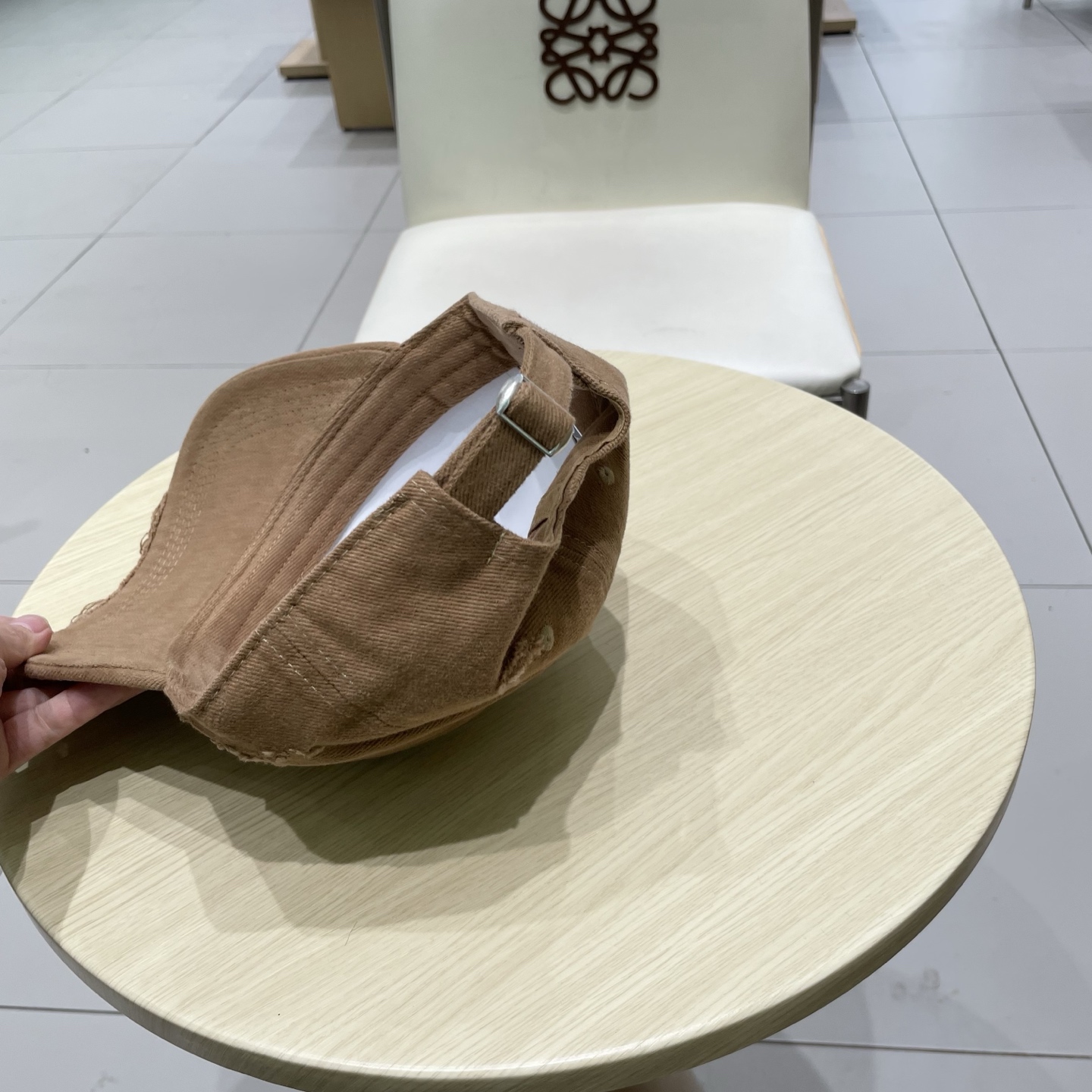  路易威登棒球帽LouisVuitton👒😍秋款新款LV棒球帽，重工打造♥高端大气