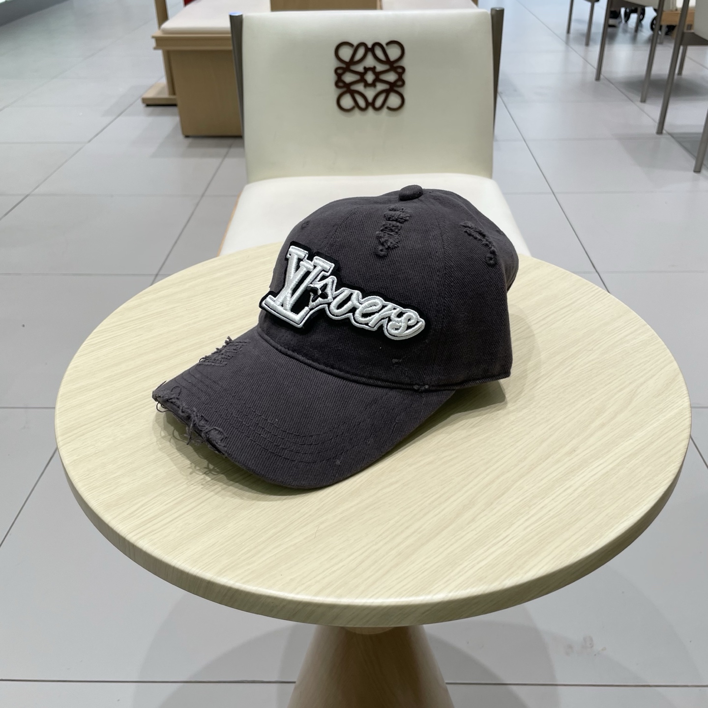  路易威登棒球帽LouisVuitton👒😍秋款新款LV棒球帽，重工打造♥高端大气