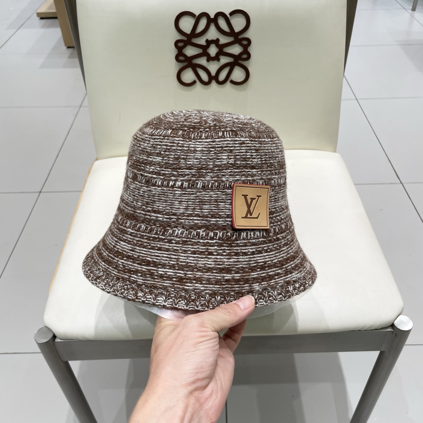  Lv路易威登女款2025秋冬小众混色镂空草编渔夫帽女水桶帽k