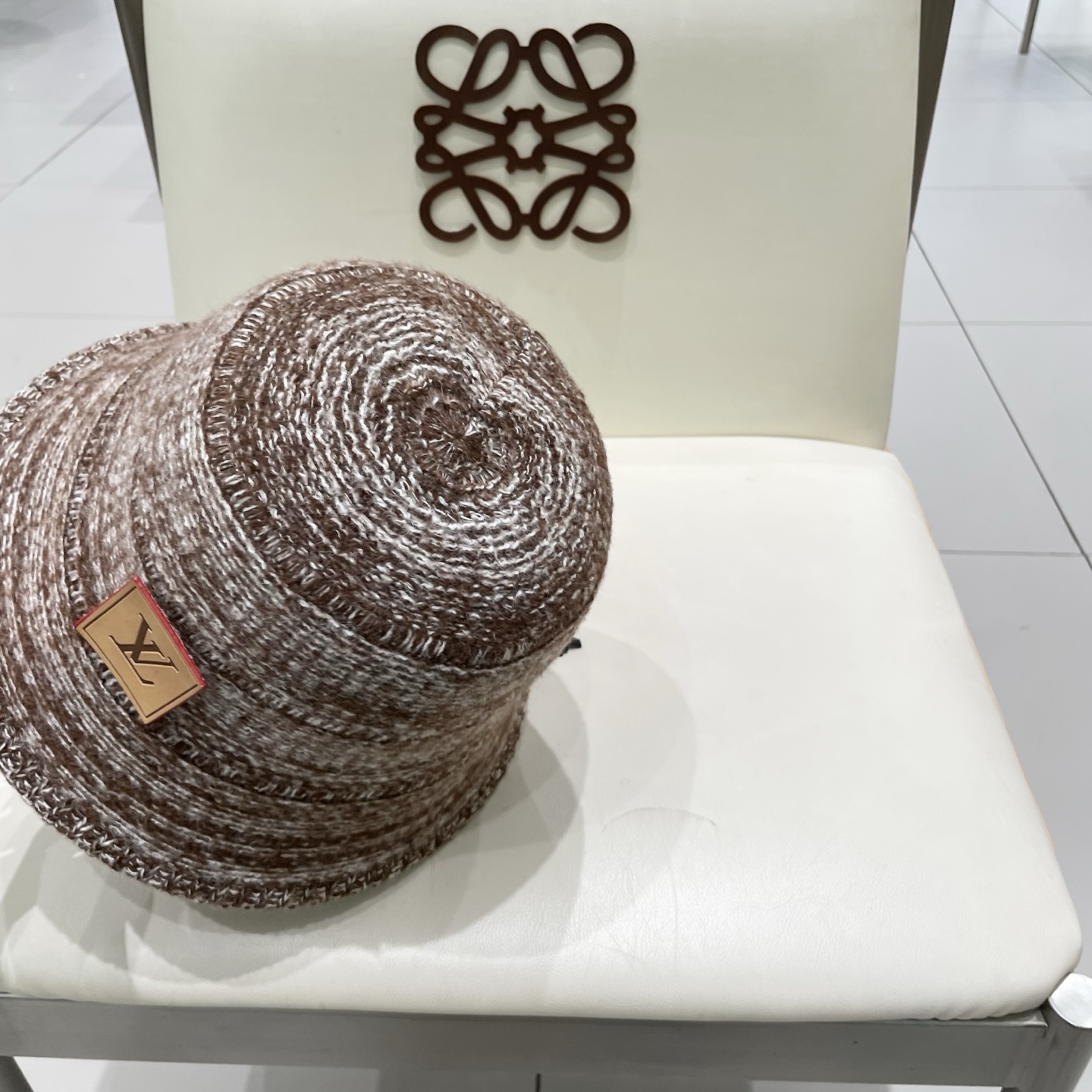  Lv路易威登女款2025秋冬小众混色镂空草编渔夫帽女水桶帽k