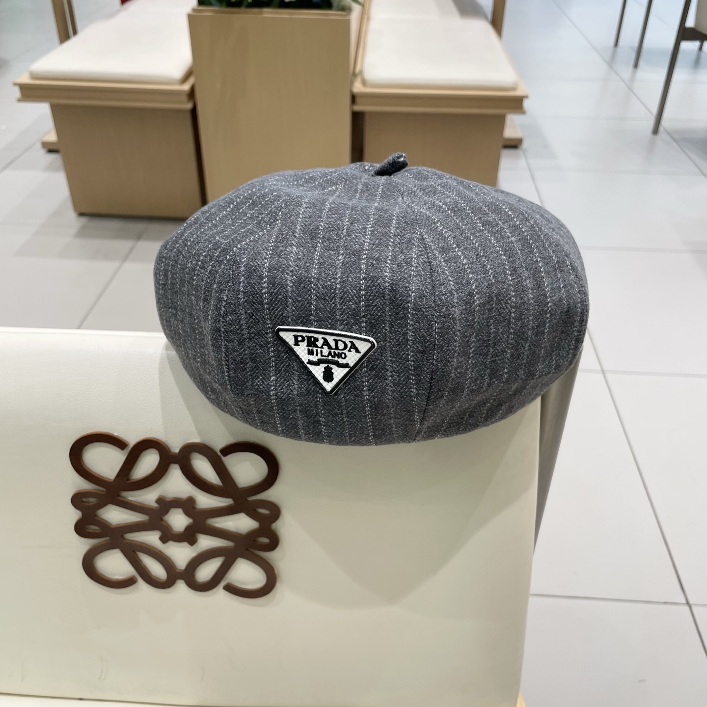  Prada普拉达条纹控贝雷帽复古时髦拿捏八角帽子贝雷帽女新款春秋高品质显脸小