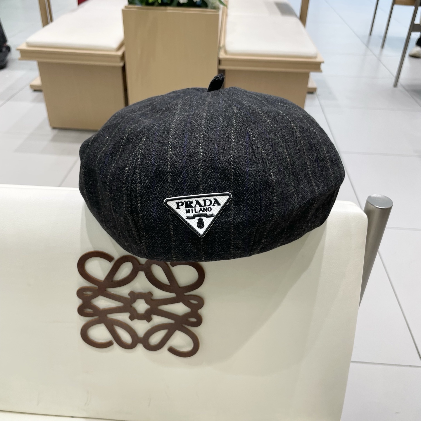  Prada普拉达条纹控贝雷帽复古时髦拿捏八角帽子贝雷帽女新款春秋高品质显脸小