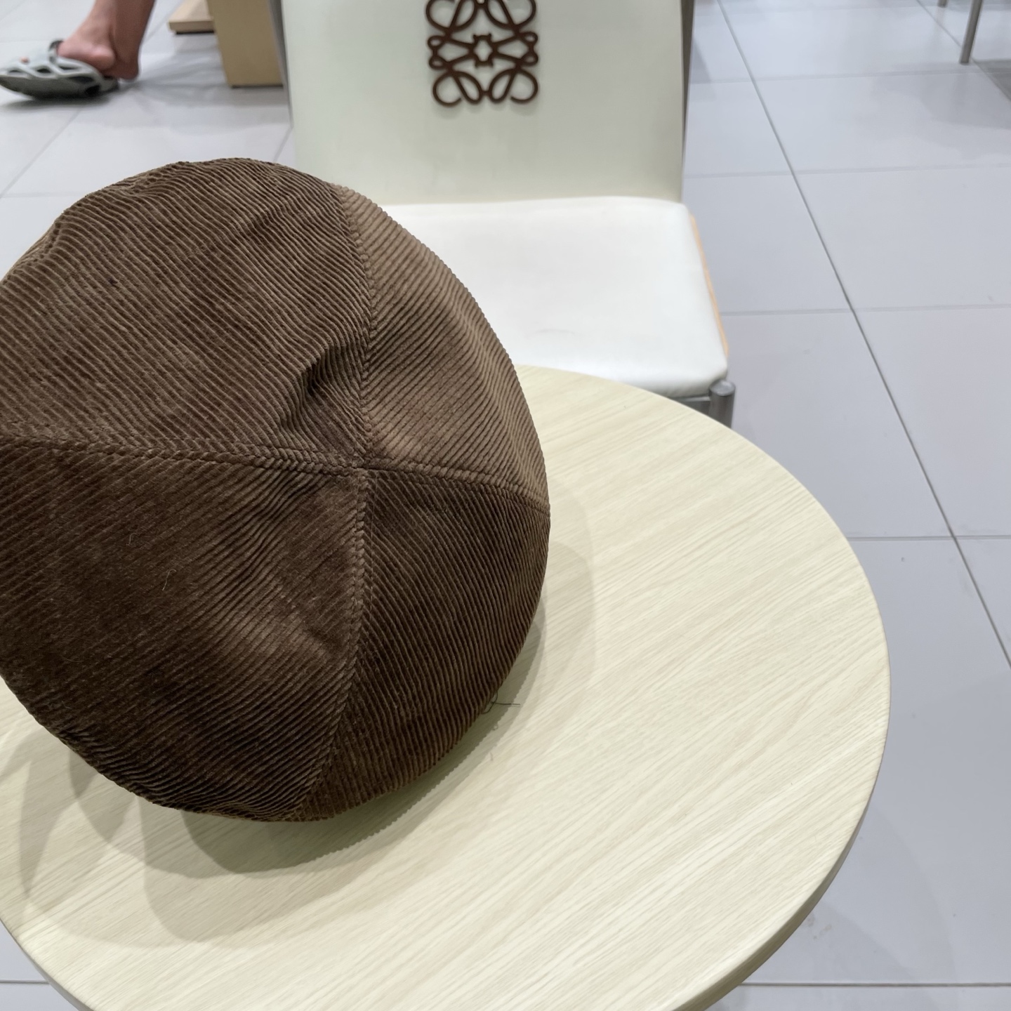  chanel香奈儿潮新款 灯芯绒帽子女秋冬文艺复古贝雷帽大头显脸小气质蓓蕾帽圆顶