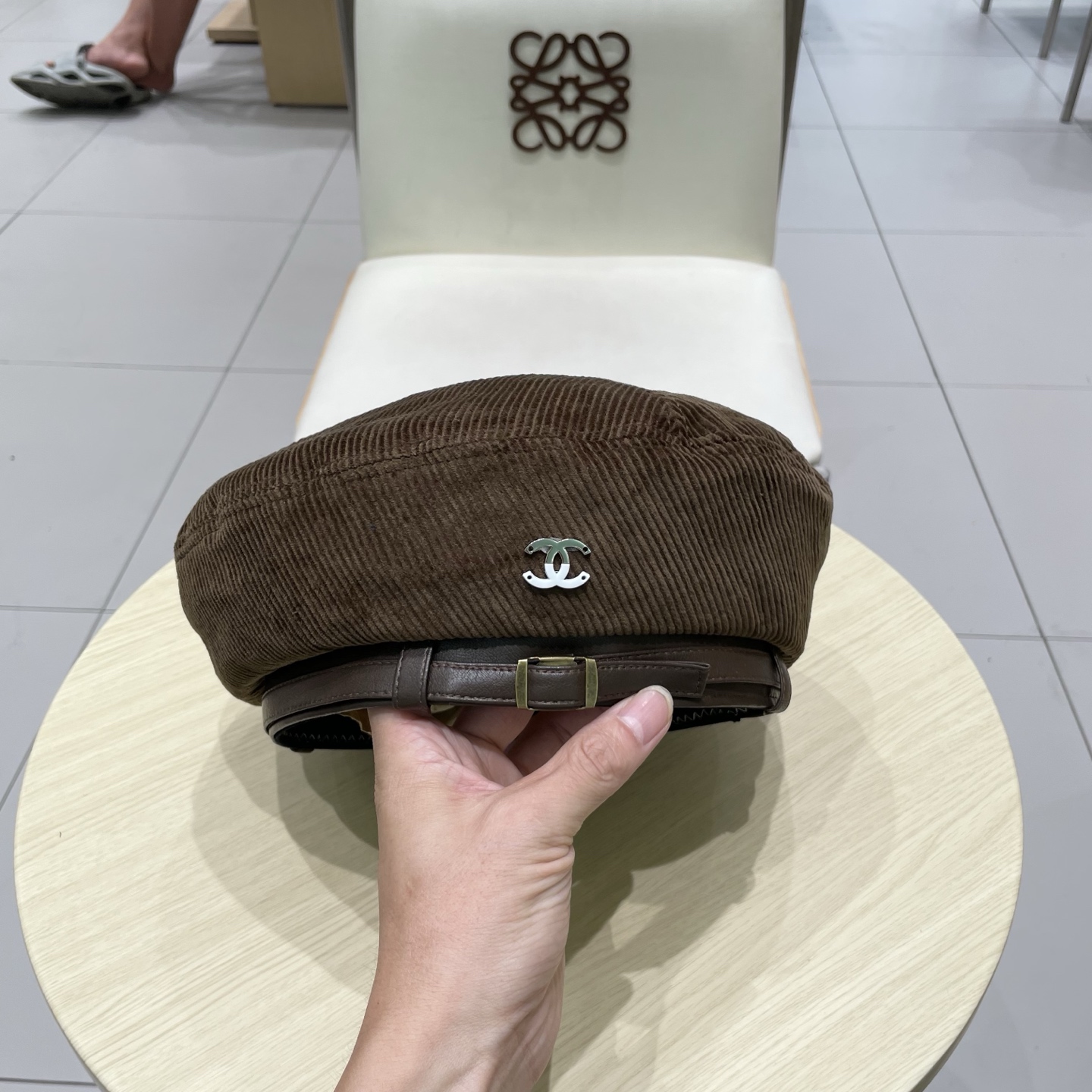  chanel香奈儿潮新款 灯芯绒帽子女秋冬文艺复古贝雷帽大头显脸小气质蓓蕾帽圆顶