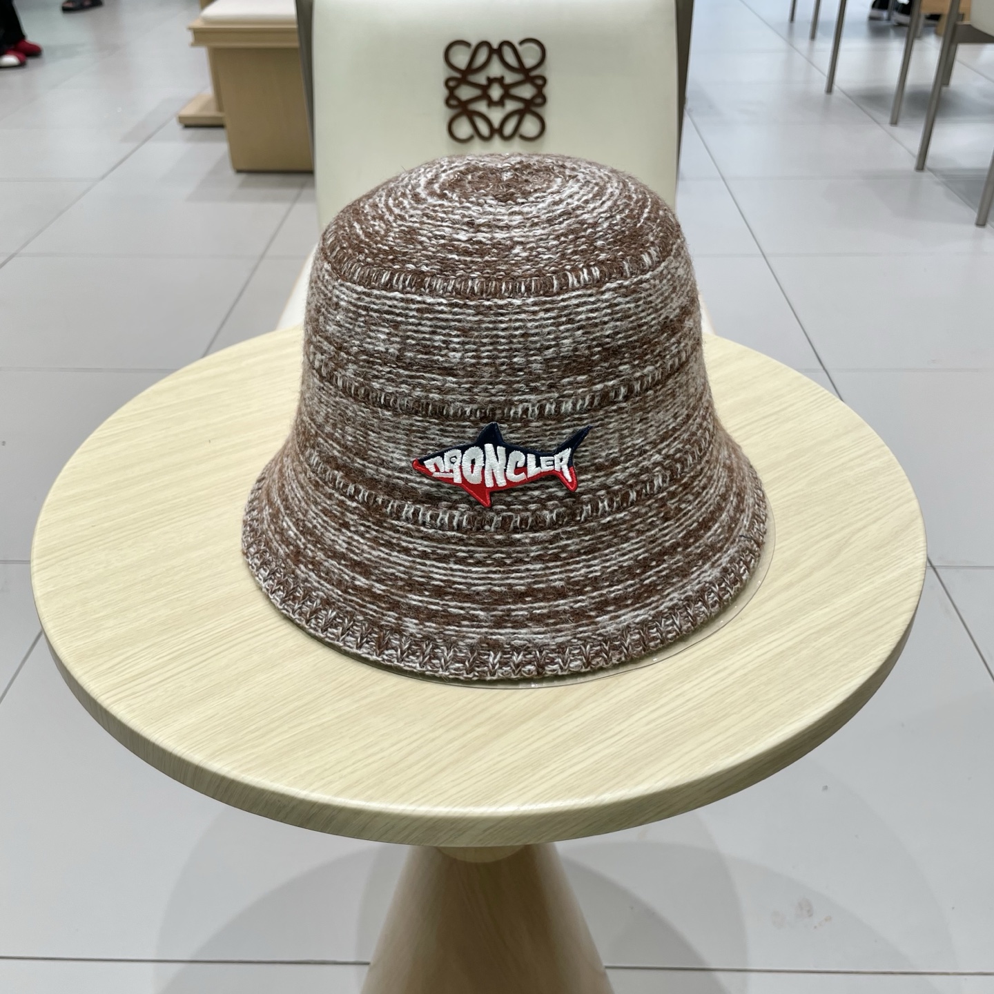 NO:358057,Moncler Korean niche designer style mixed color fisherman hat women breathable versatile sun protection straw hat wholesale hat straw hat fisherman hat baseball hat, hat, espadrilles, hatsmoncler韩系小众设计师款混色渔夫帽女透气百搭遮阳防晒草帽批发帽子草帽渔夫帽棒球帽,帽子,espadrilles,hats,hat
