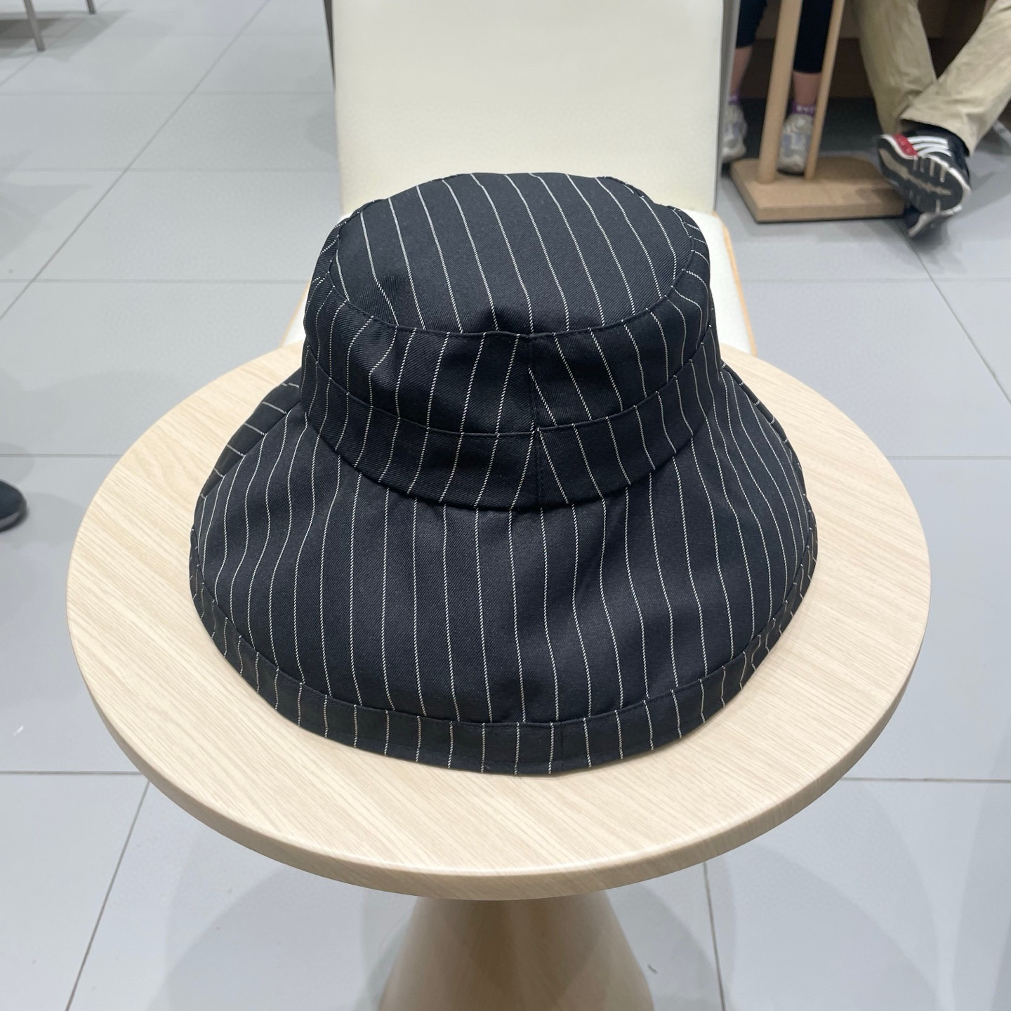  Dior迪奥帽子女2025新款春季小清新条纹渔夫帽出游遮阳防晒圆顶盆帽显脸小