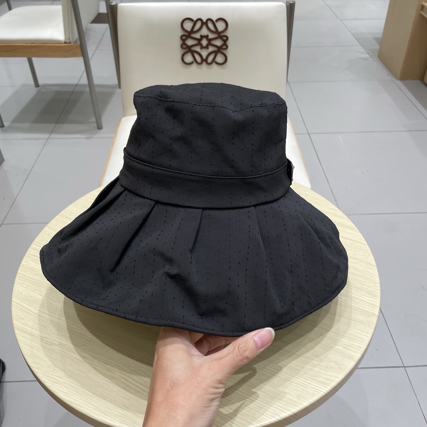  Prada普拉达春夏季渔夫帽女2025新款防晒遮阳帽防紫外线大帽檐户外女士太阳帽