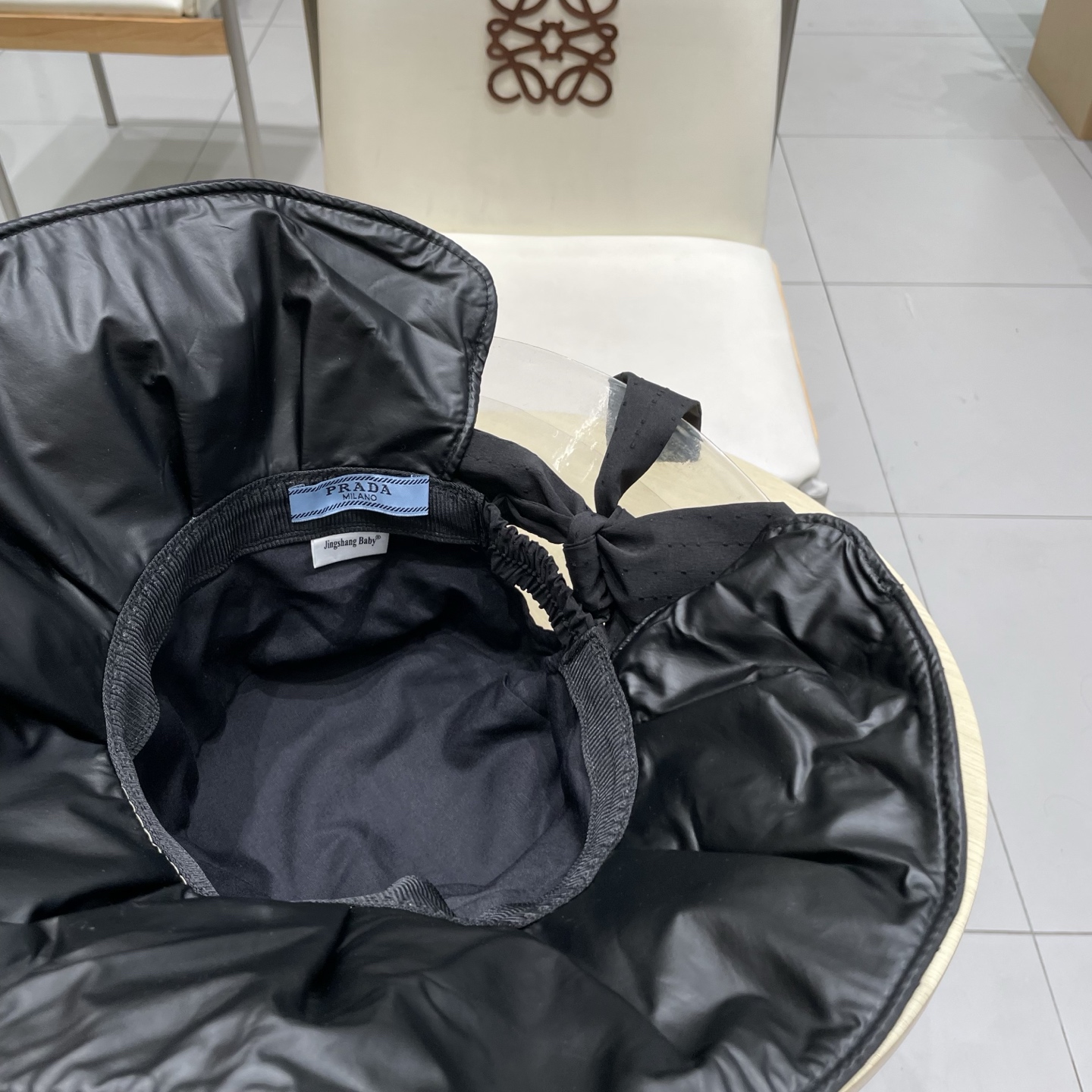  Prada普拉达春夏季渔夫帽女2025新款防晒遮阳帽防紫外线大帽檐户外女士太阳帽