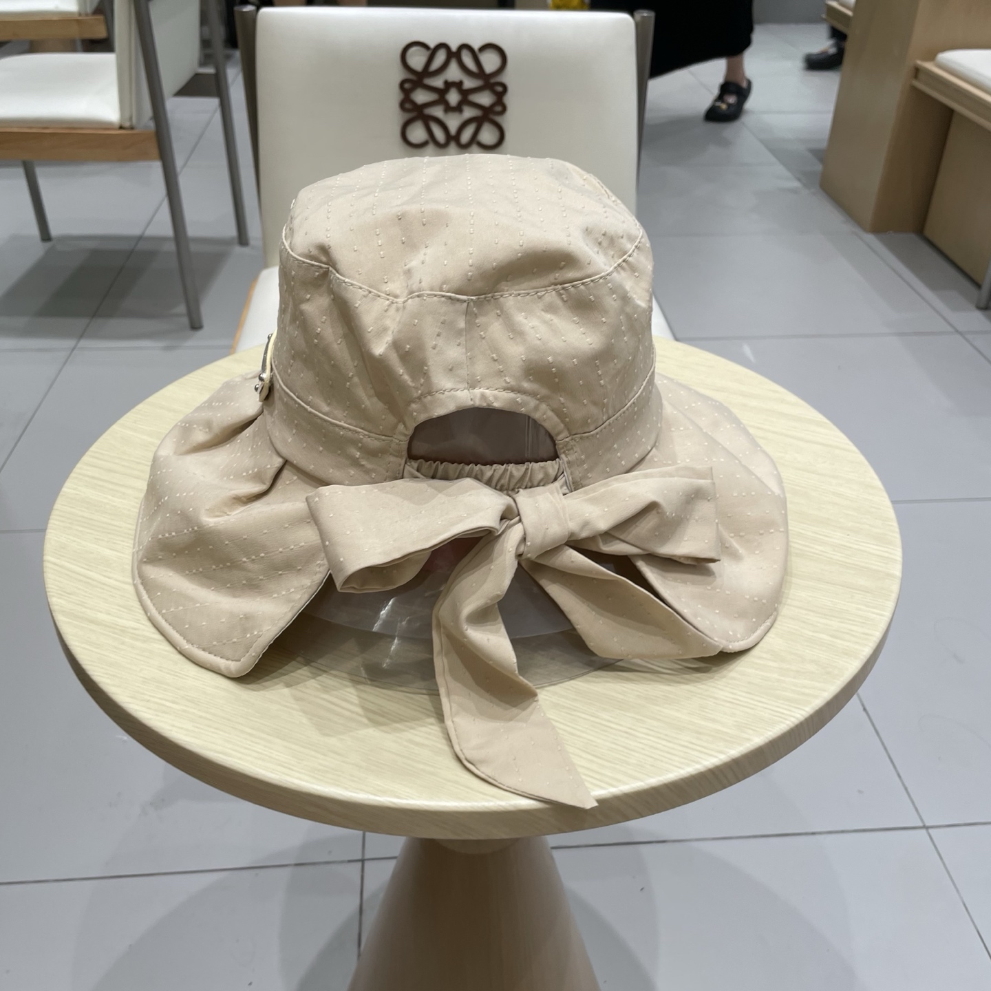  Prada普拉达春夏季渔夫帽女2025新款防晒遮阳帽防紫外线大帽檐户外女士太阳帽