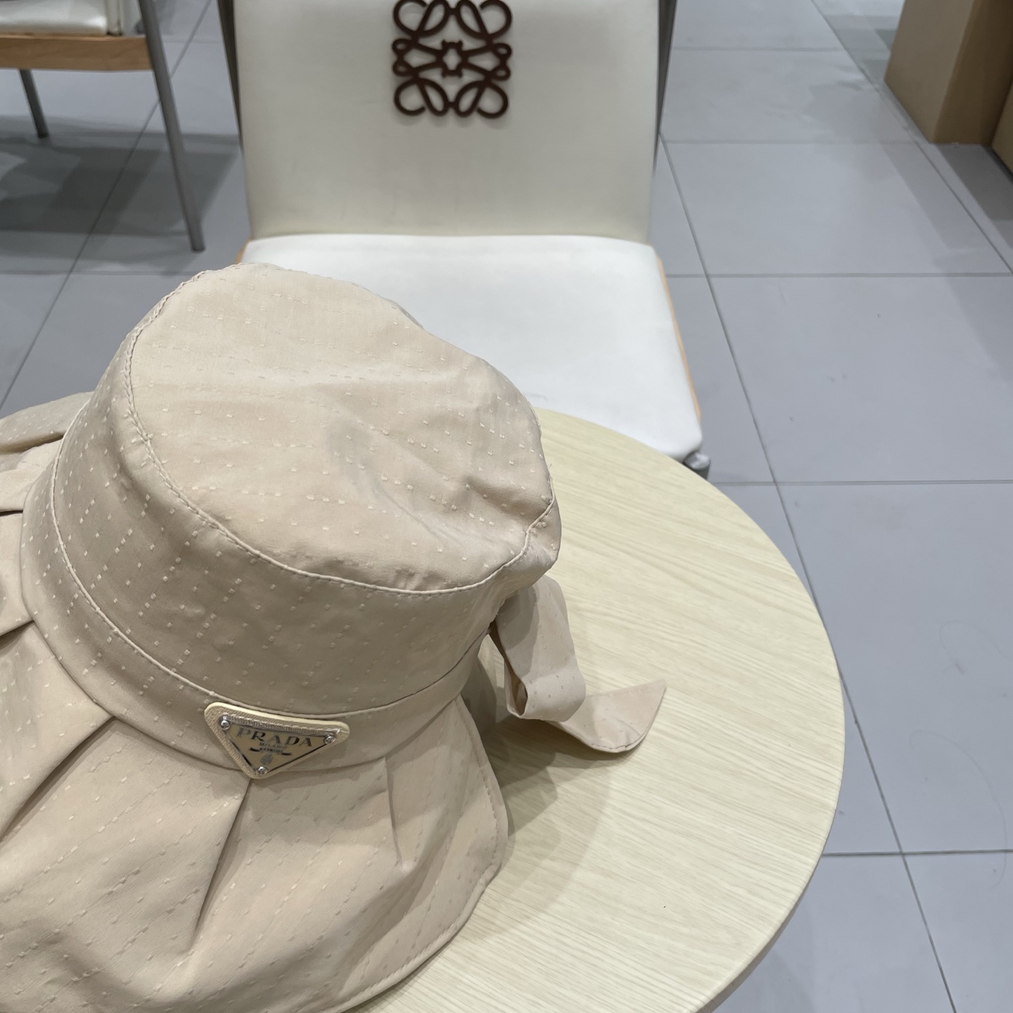  Prada普拉达春夏季渔夫帽女2025新款防晒遮阳帽防紫外线大帽檐户外女士太阳帽