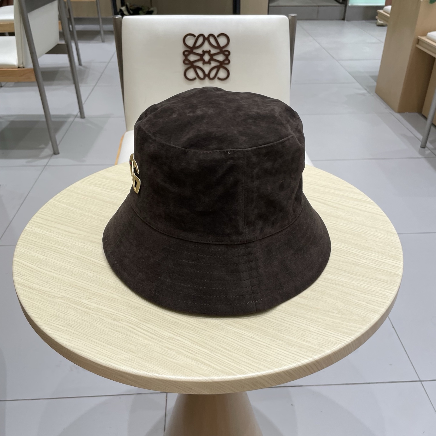  gucci古奇麂皮绒咖色渔夫帽女2025秋冬季百搭帽子大头围宽檐显脸小盆帽