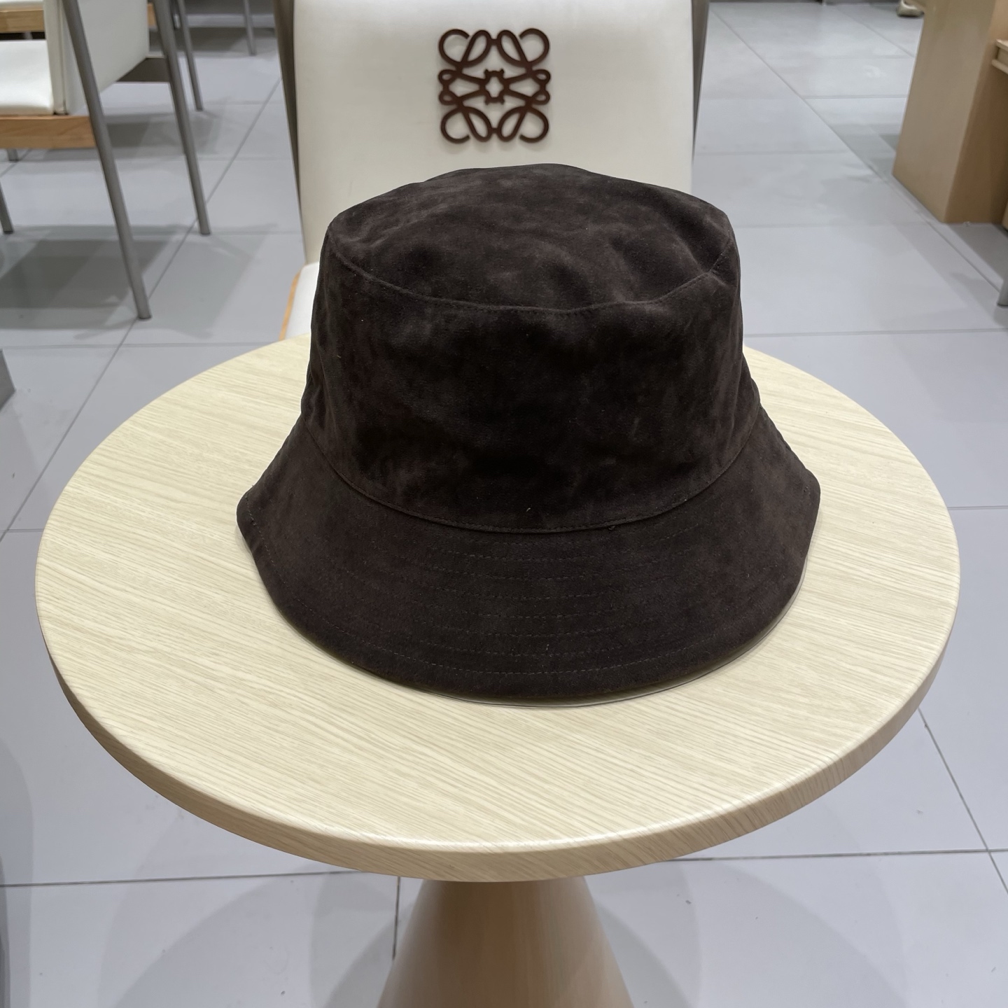  gucci古奇麂皮绒咖色渔夫帽女2025秋冬季百搭帽子大头围宽檐显脸小盆帽