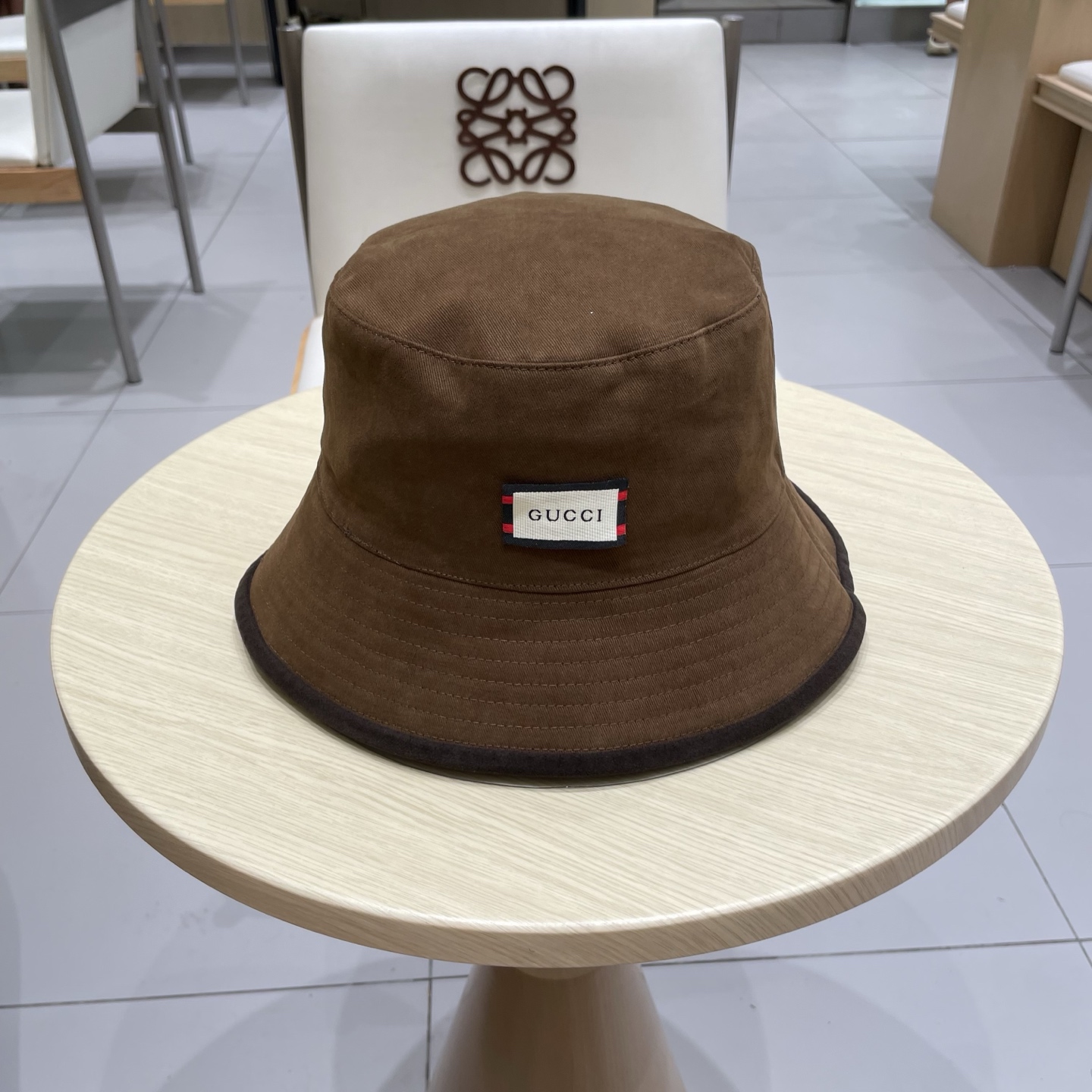  gucci古奇麂皮绒咖色渔夫帽女2025秋冬季百搭帽子大头围宽檐显脸小盆帽