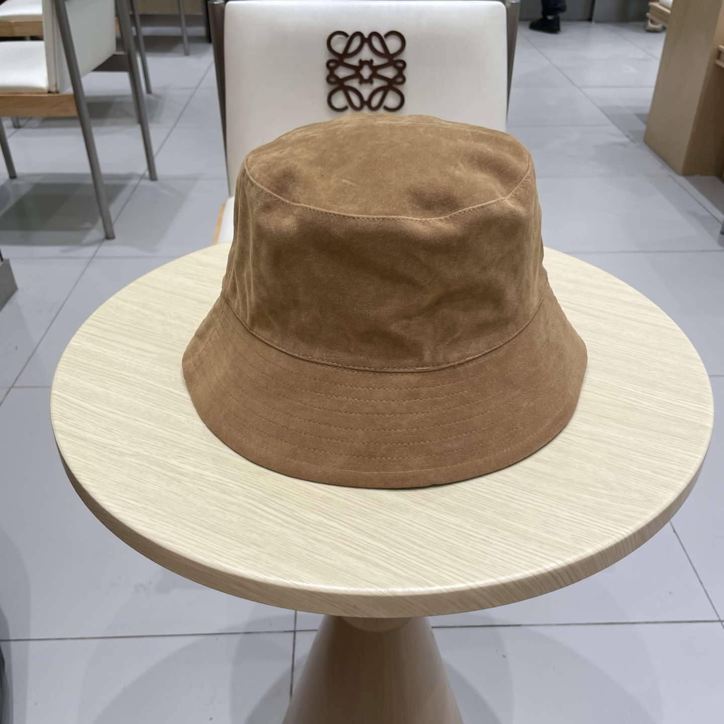  gucci古奇麂皮绒咖色渔夫帽女2025秋冬季百搭帽子大头围宽檐显脸小盆帽