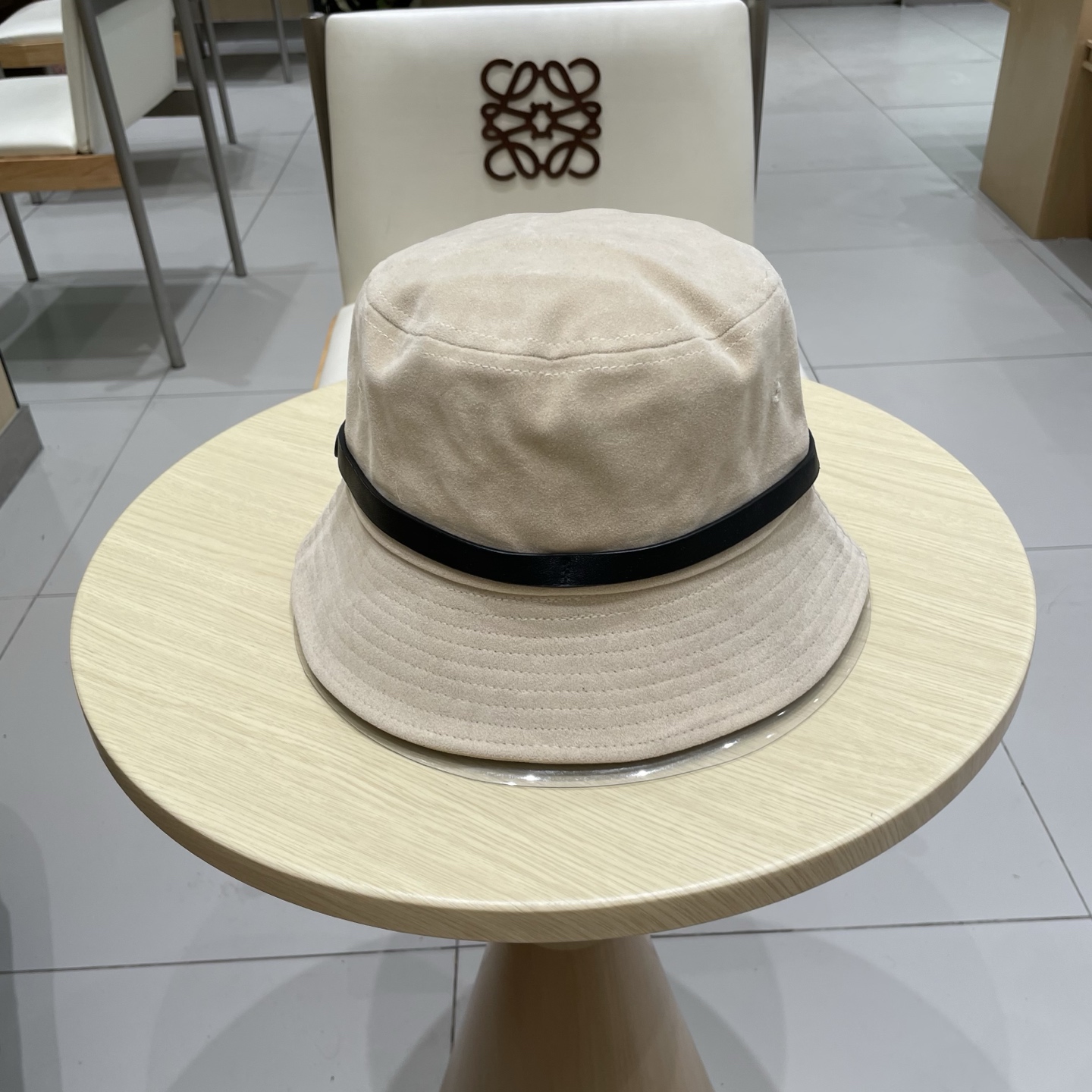  Prada普拉达高品质秋冬麂皮绒皮带扣渔夫帽子男女同款洋气优雅显脸小日系盆帽