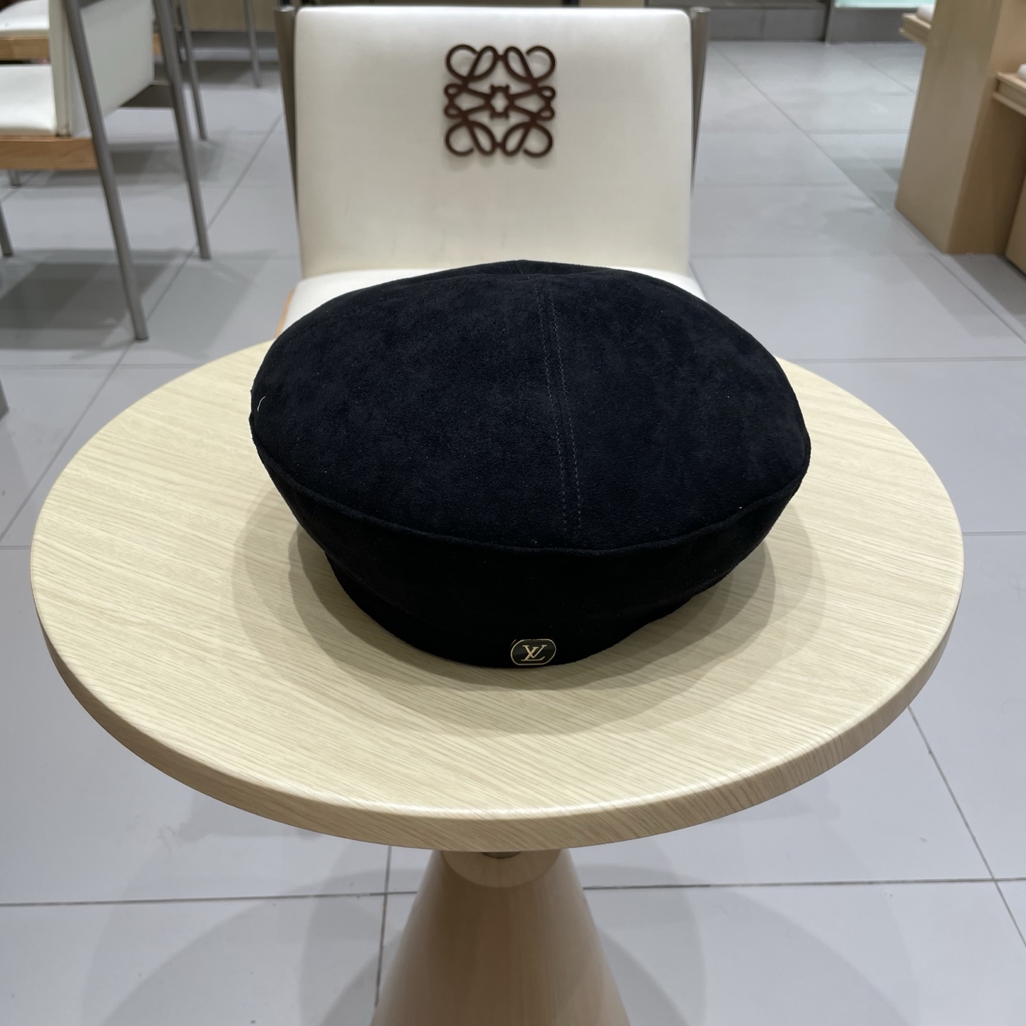  lv路易威登秋冬英伦风复古帽子女韩版贝雷帽新款气质百搭画家帽显脸小南瓜帽