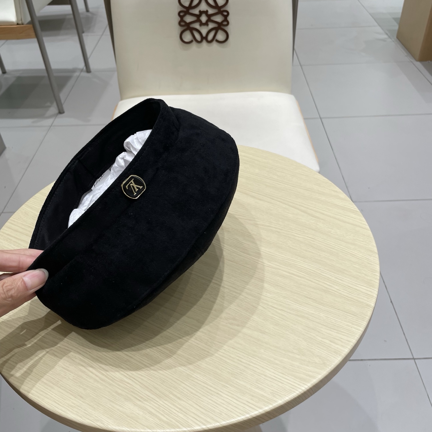  lv路易威登秋冬英伦风复古帽子女韩版贝雷帽新款气质百搭画家帽显脸小南瓜帽