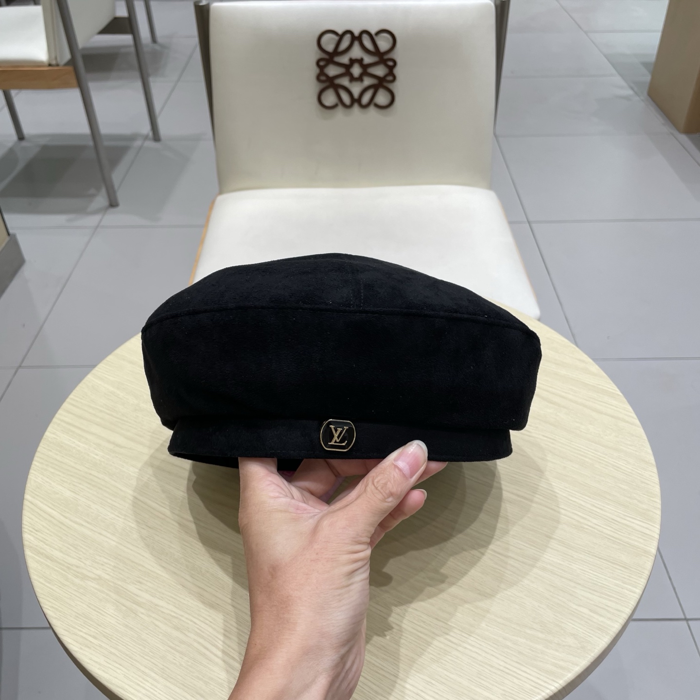  lv路易威登秋冬英伦风复古帽子女韩版贝雷帽新款气质百搭画家帽显脸小南瓜帽