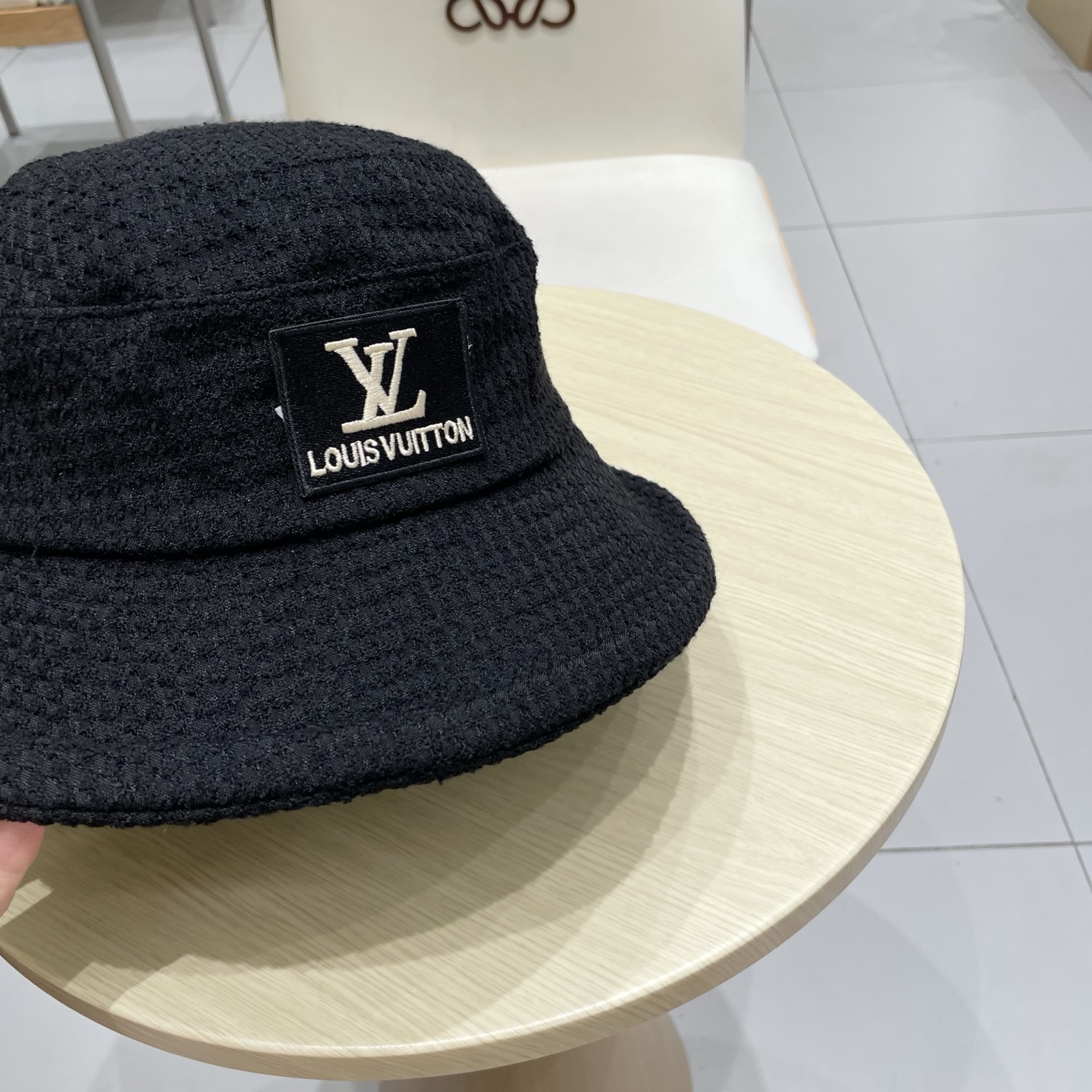 🧢路易威登棒球帽 LouisVuitton2025秋冬款优雅蝴蝶结卷边渔夫帽气质女素颜出街遮脸护耳保暖盆