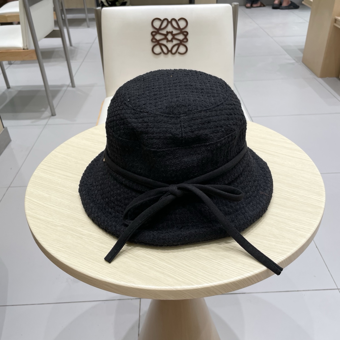 🧢路易威登棒球帽 LouisVuitton2025秋冬款优雅蝴蝶结卷边渔夫帽气质女素颜出街遮脸护耳保暖盆