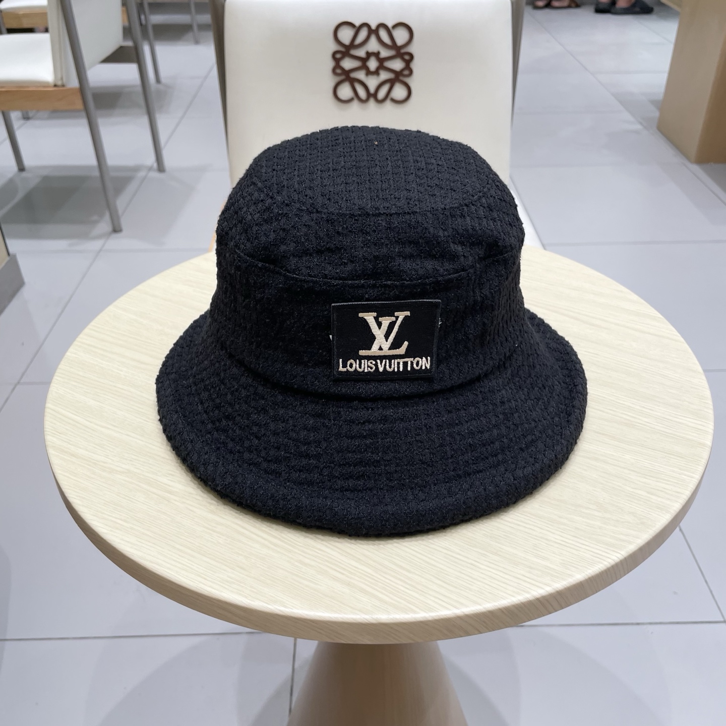 🧢路易威登棒球帽 LouisVuitton2025秋冬款优雅蝴蝶结卷边渔夫帽气质女素颜出街遮脸护耳保暖盆