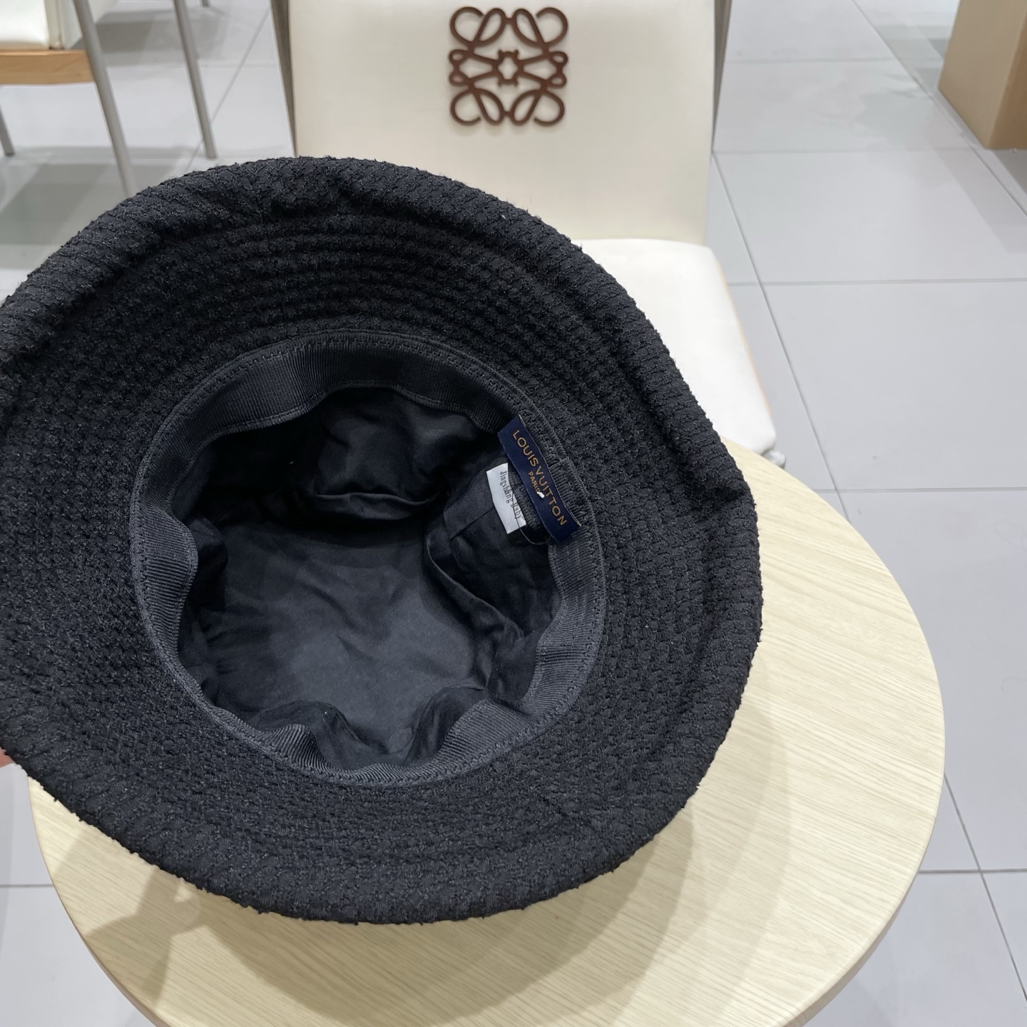 🧢路易威登棒球帽 LouisVuitton2025秋冬款优雅蝴蝶结卷边渔夫帽气质女素颜出街遮脸护耳保暖盆