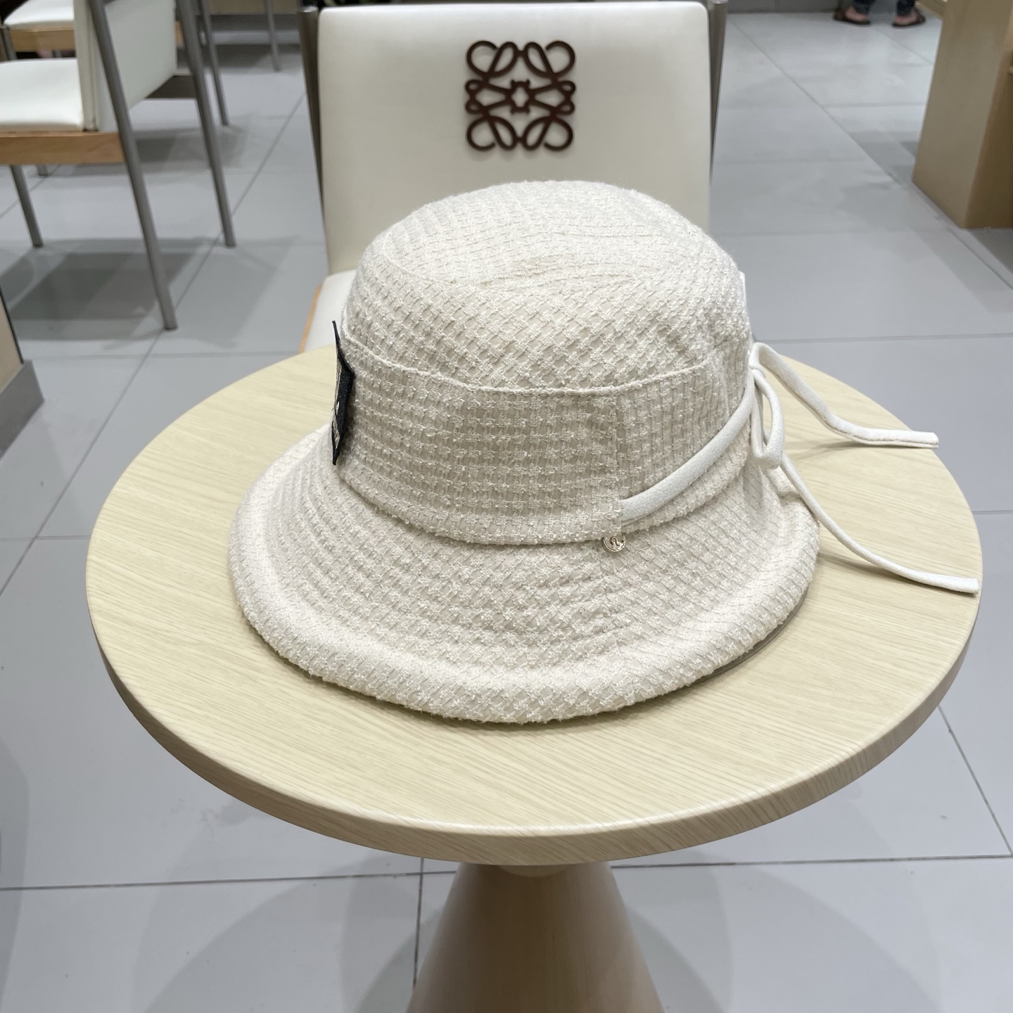 🧢路易威登棒球帽 LouisVuitton2025秋冬款优雅蝴蝶结卷边渔夫帽气质女素颜出街遮脸护耳保暖盆