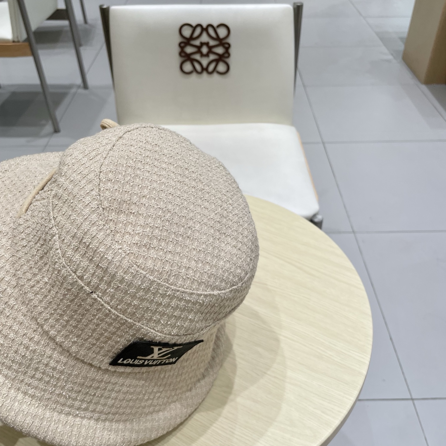 🧢路易威登棒球帽 LouisVuitton2025秋冬款优雅蝴蝶结卷边渔夫帽气质女素颜出街遮脸护耳保暖盆