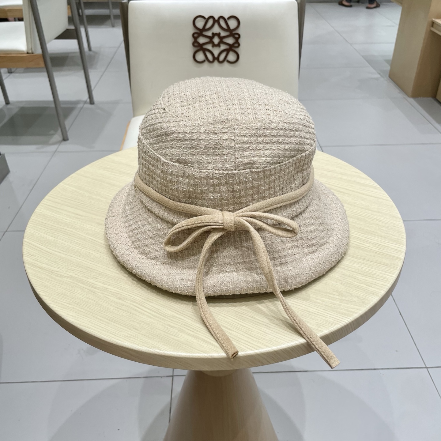 🧢路易威登棒球帽 LouisVuitton2025秋冬款优雅蝴蝶结卷边渔夫帽气质女素颜出街遮脸护耳保暖盆