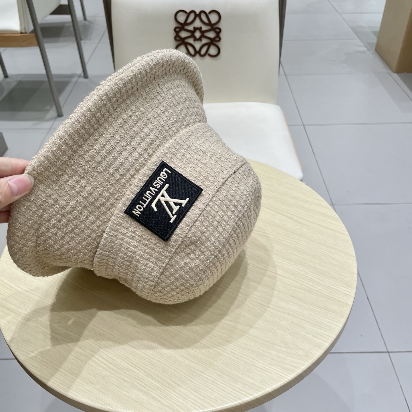 🧢路易威登棒球帽 LouisVuitton2025秋冬款优雅蝴蝶结卷边渔夫帽气质女素颜出街遮脸护耳保暖盆