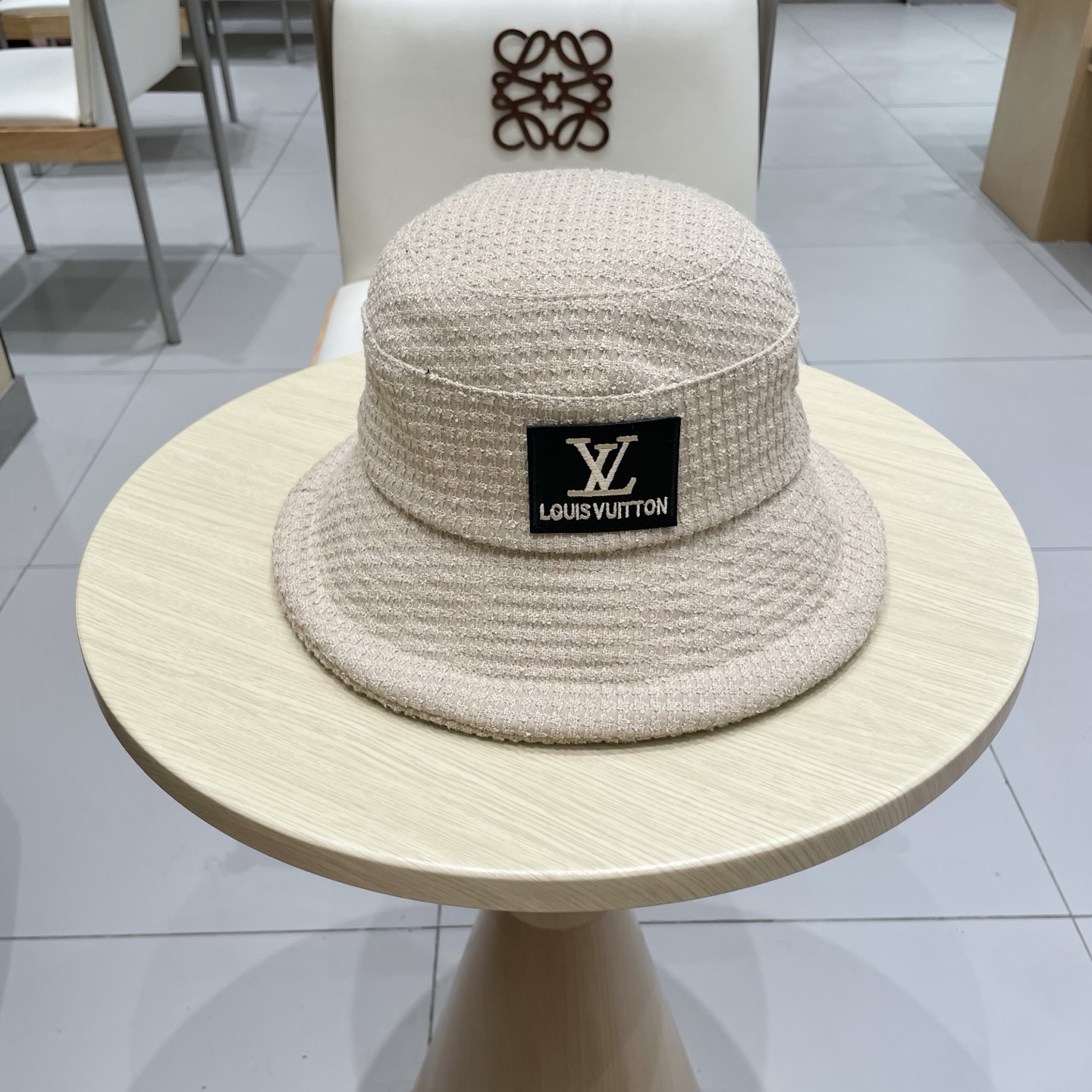 🧢路易威登棒球帽 LouisVuitton2025秋冬款优雅蝴蝶结卷边渔夫帽气质女素颜出街遮脸护耳保暖盆