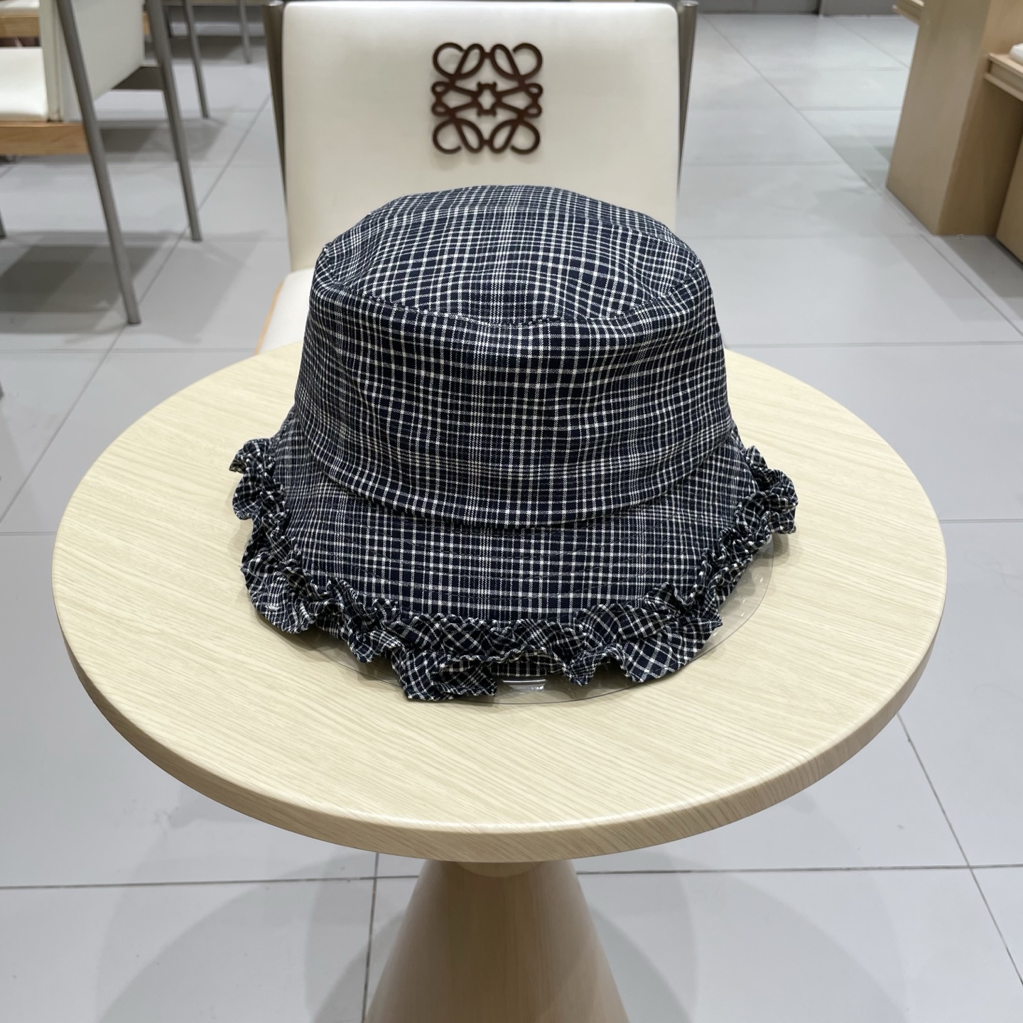  Prada普拉达百搭条纹格子显瘦遮阳渔夫帽帽子女春秋花边可爱网红渔夫帽平顶盆帽