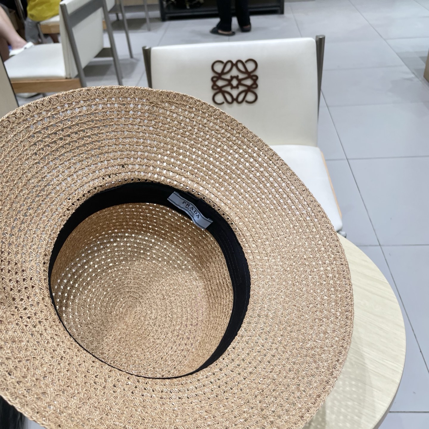  普拉达Prada新款礼帽，桶帽遮阳草帽，头围57cm