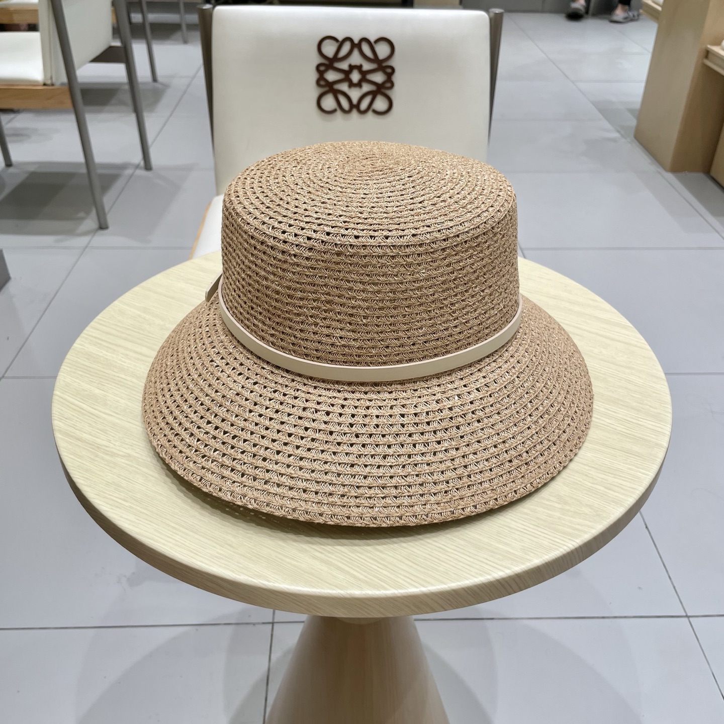  普拉达Prada新款礼帽，桶帽遮阳草帽，头围57cm