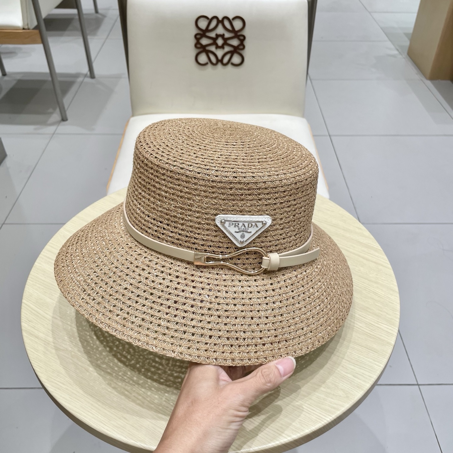  普拉达Prada新款礼帽，桶帽遮阳草帽，头围57cm