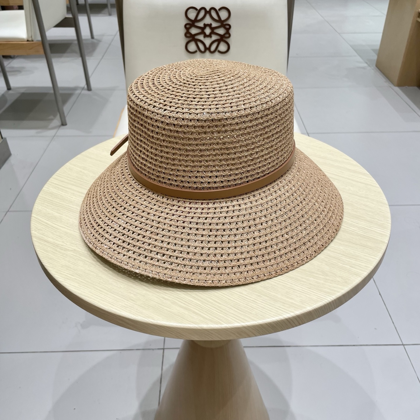  普拉达Prada新款礼帽，桶帽遮阳草帽，头围57cm