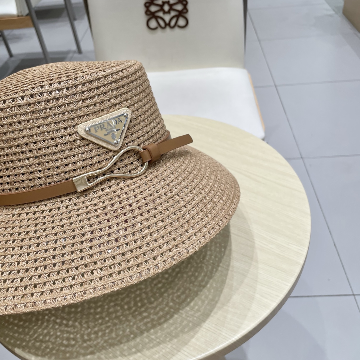  普拉达Prada新款礼帽，桶帽遮阳草帽，头围57cm