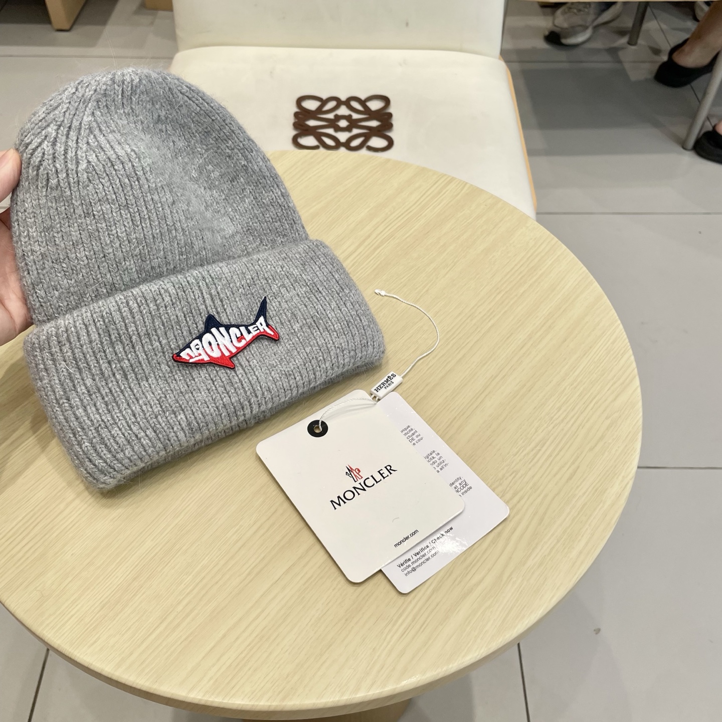 【MONCELER蒙口】2025秋冬新款兔毛毛线帽，设计款男女可戴，出街超好搭配！