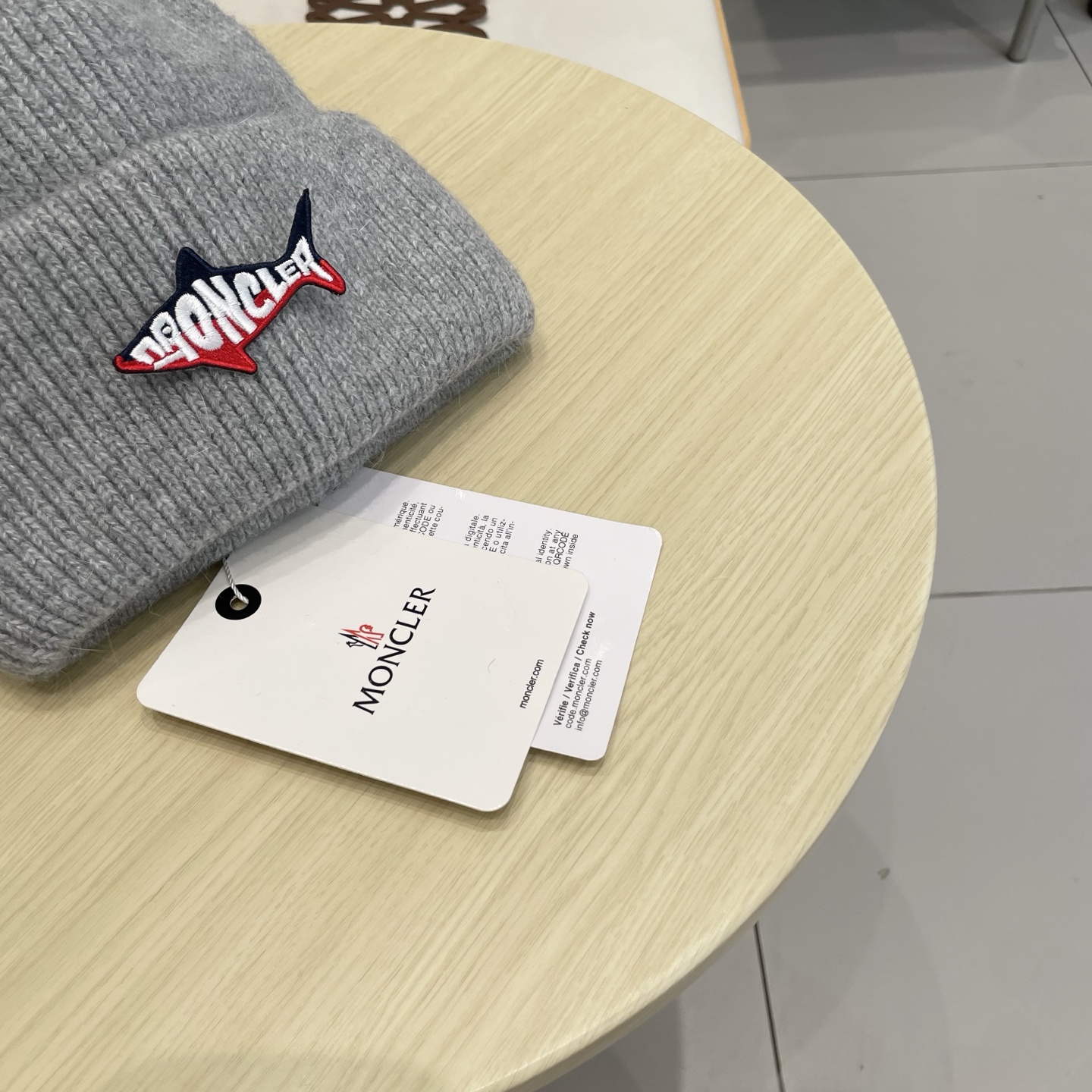 【MONCELER蒙口】2025秋冬新款兔毛毛线帽，设计款男女可戴，出街超好搭配！