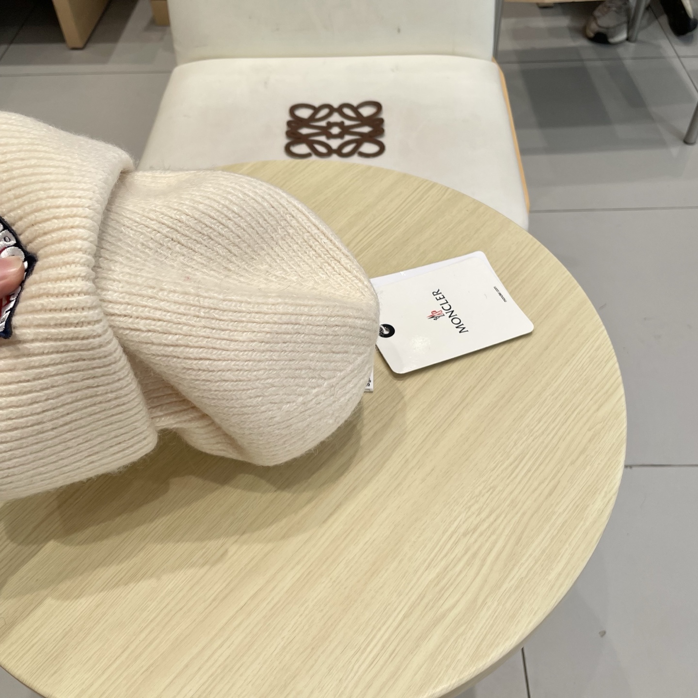 【MONCELER蒙口】2025秋冬新款兔毛毛线帽，设计款男女可戴，出街超好搭配！