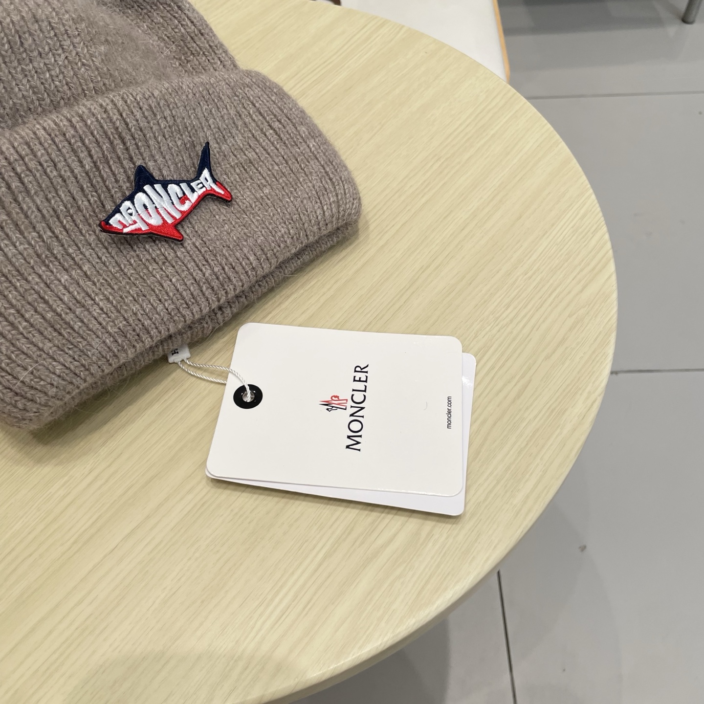 【MONCELER蒙口】2025秋冬新款兔毛毛线帽，设计款男女可戴，出街超好搭配！