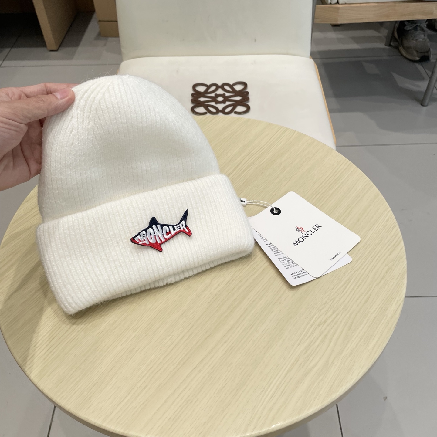 【MONCELER蒙口】2025秋冬新款兔毛毛线帽，设计款男女可戴，出街超好搭配！