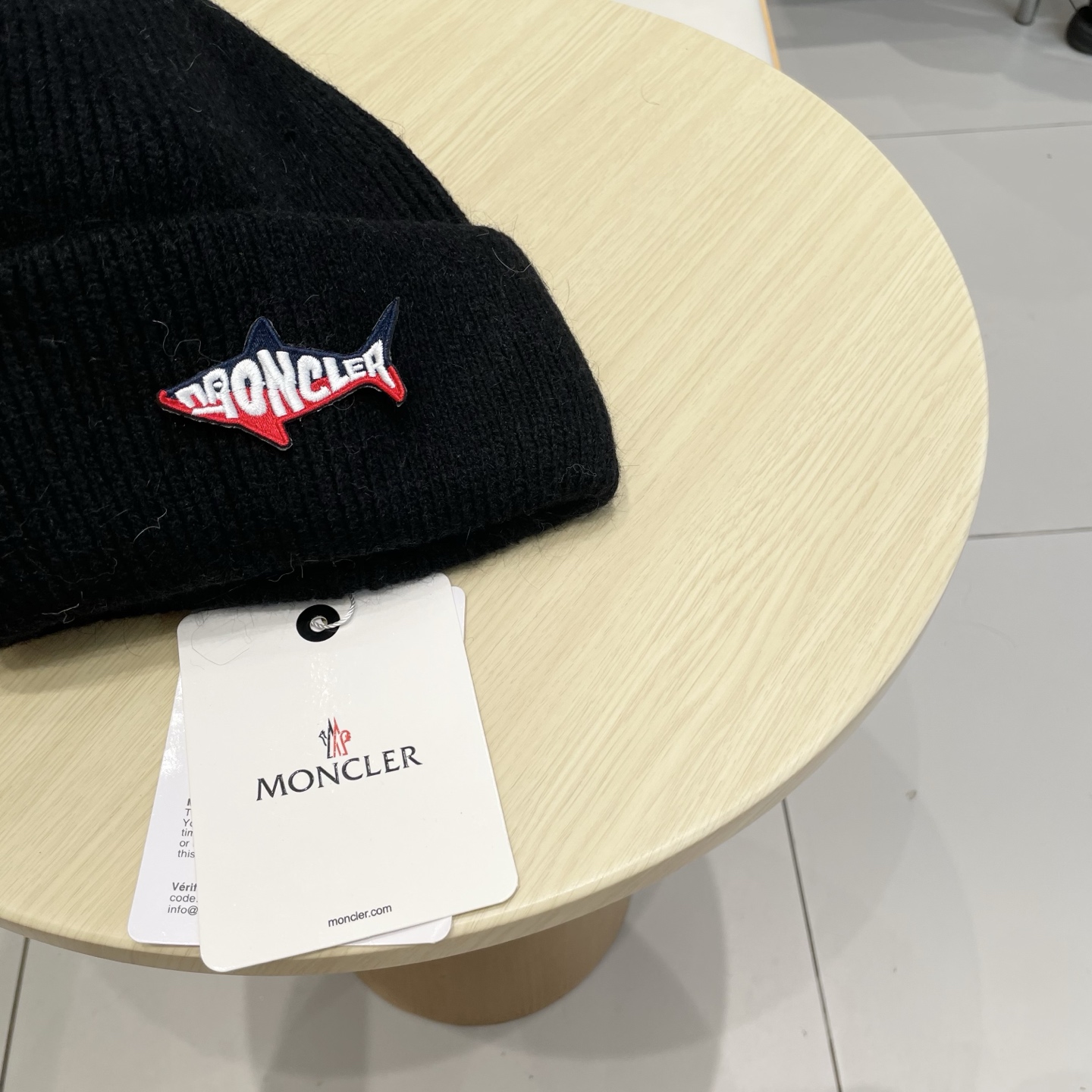 【MONCELER蒙口】2025秋冬新款兔毛毛线帽，设计款男女可戴，出街超好搭配！