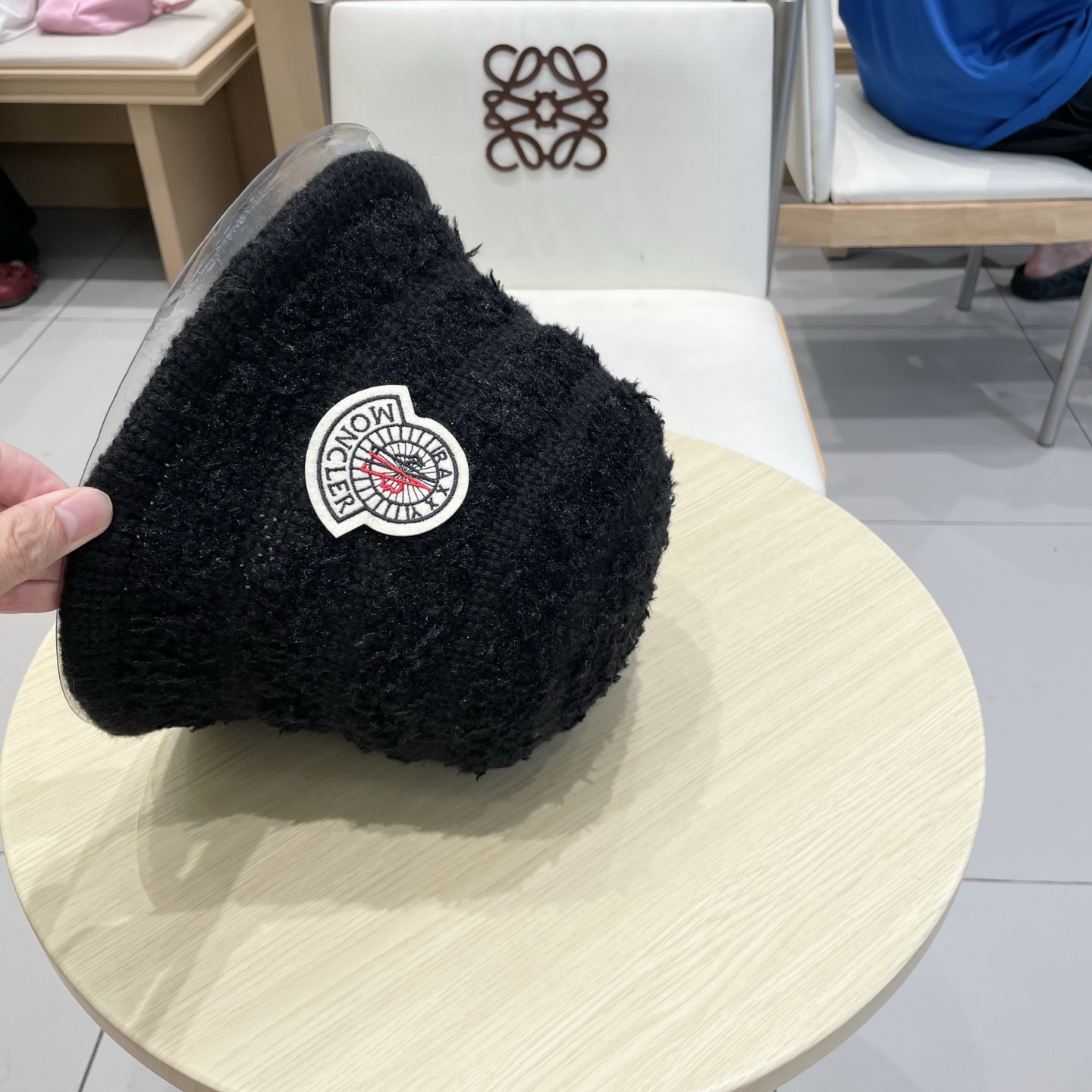  蒙口【MONCELER新款毛绒大头围水桶帽女秋冬韩版可爱百搭显脸小保暖条纹渔夫帽子